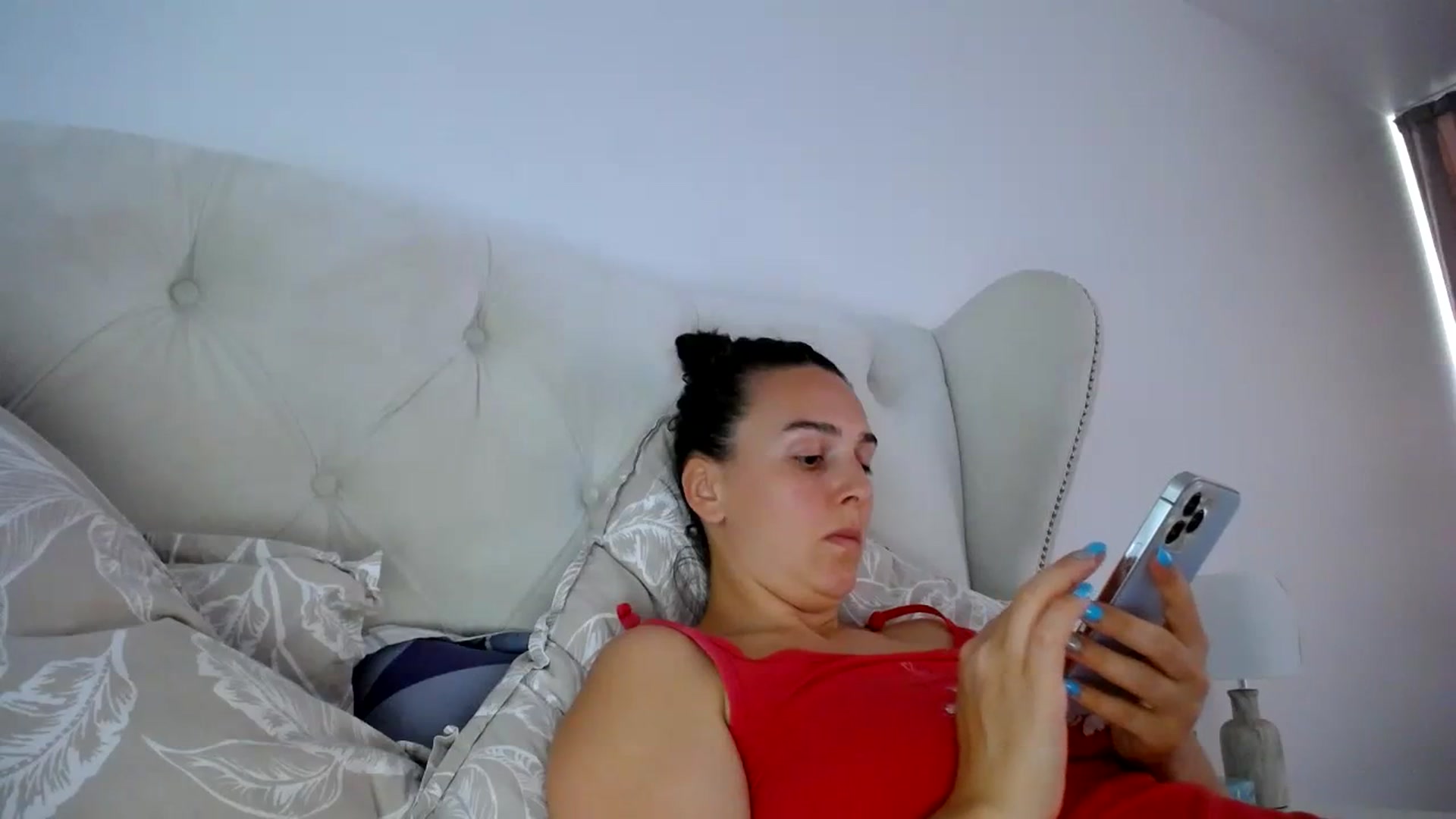 Gallery image thumbnail from L_A_U's myfreecams stream on, 08/14/2023, 10:43 image 20 of 20