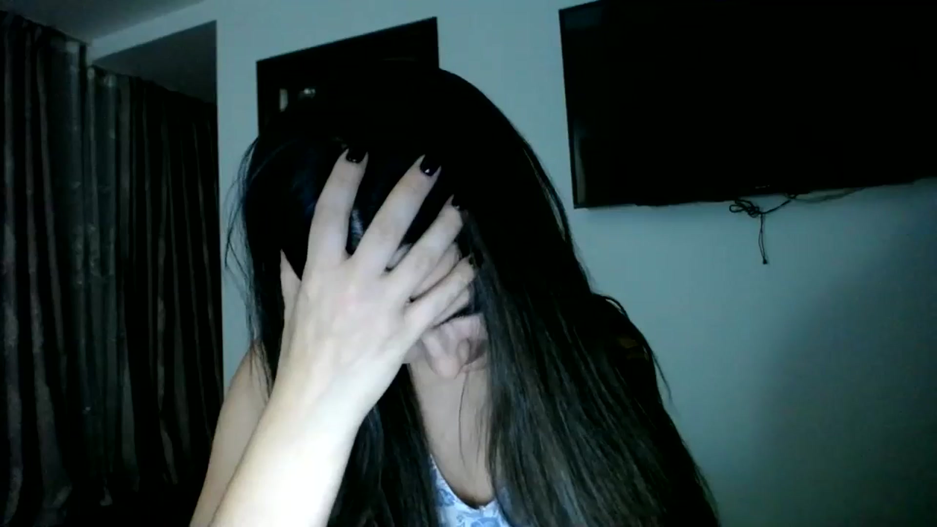 Gallery image thumbnail from L_A_U's myfreecams stream on, 09/03/2023, 24:59 image 8 of 20