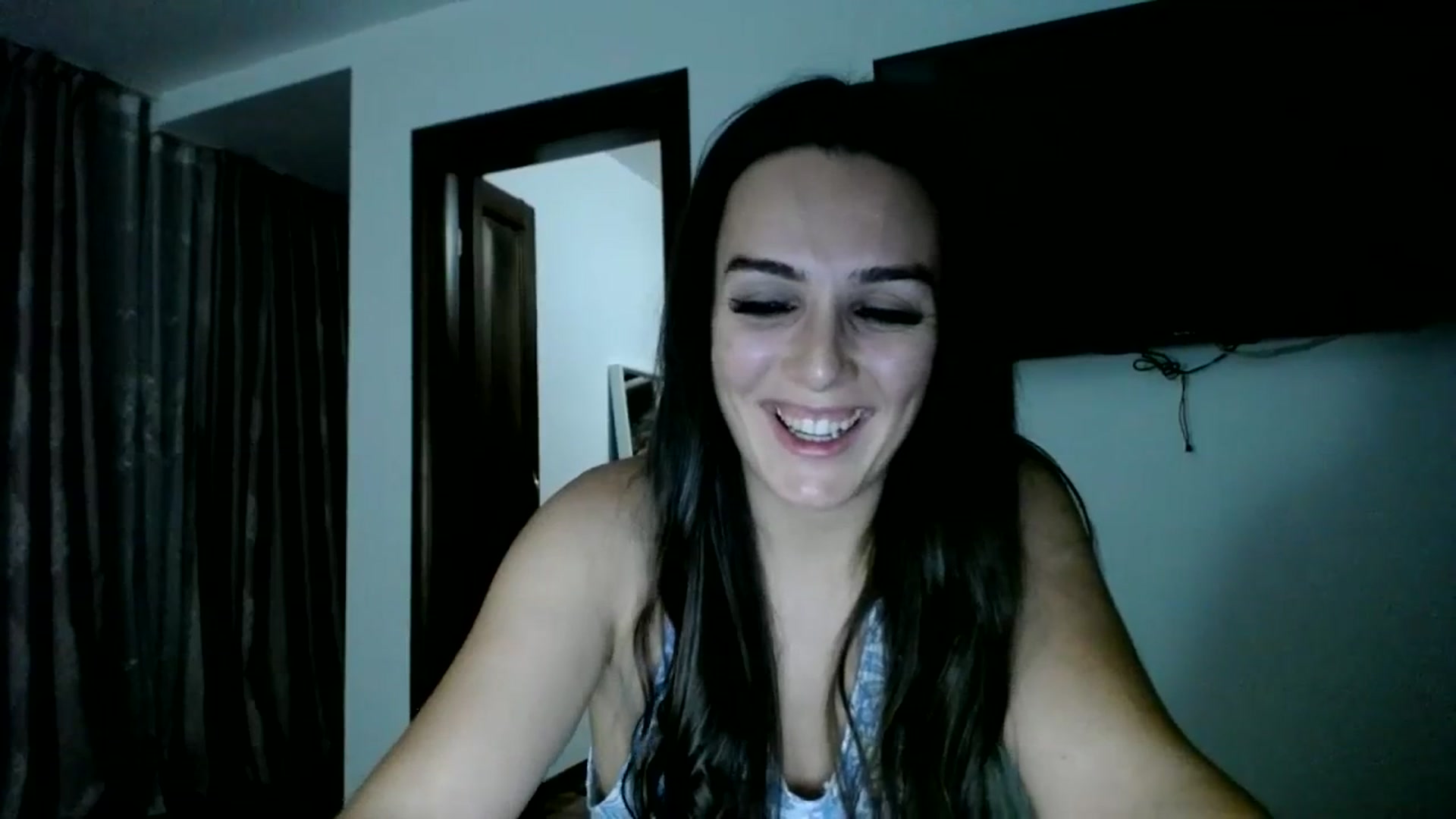 Gallery image thumbnail from L_A_U's myfreecams stream on, 09/03/2023, 24:59 image 10 of 20