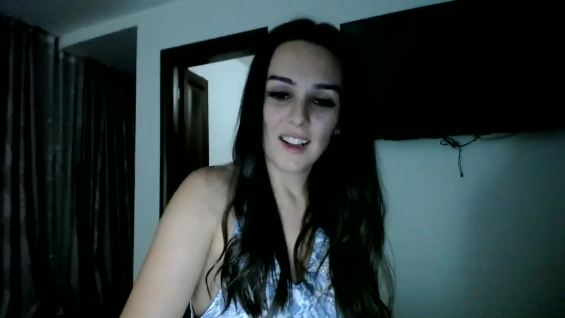 Gallery image thumbnail from L_A_U's myfreecams stream on, 09/03/2023, 24:59 image 11 of 20