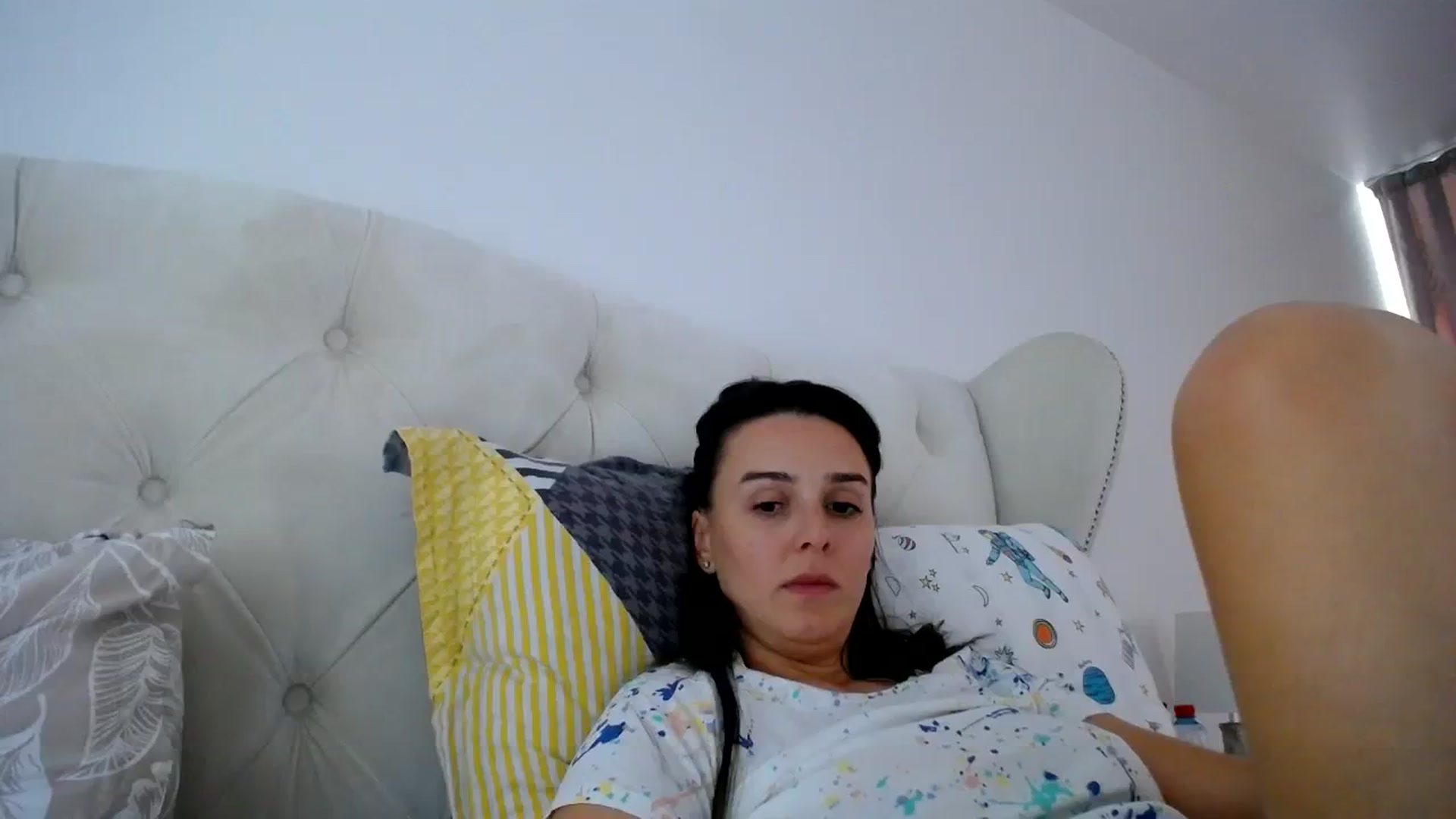 Gallery image thumbnail from L_A_U's myfreecams stream on, 09/13/2023, 11:12 image 4 of 20