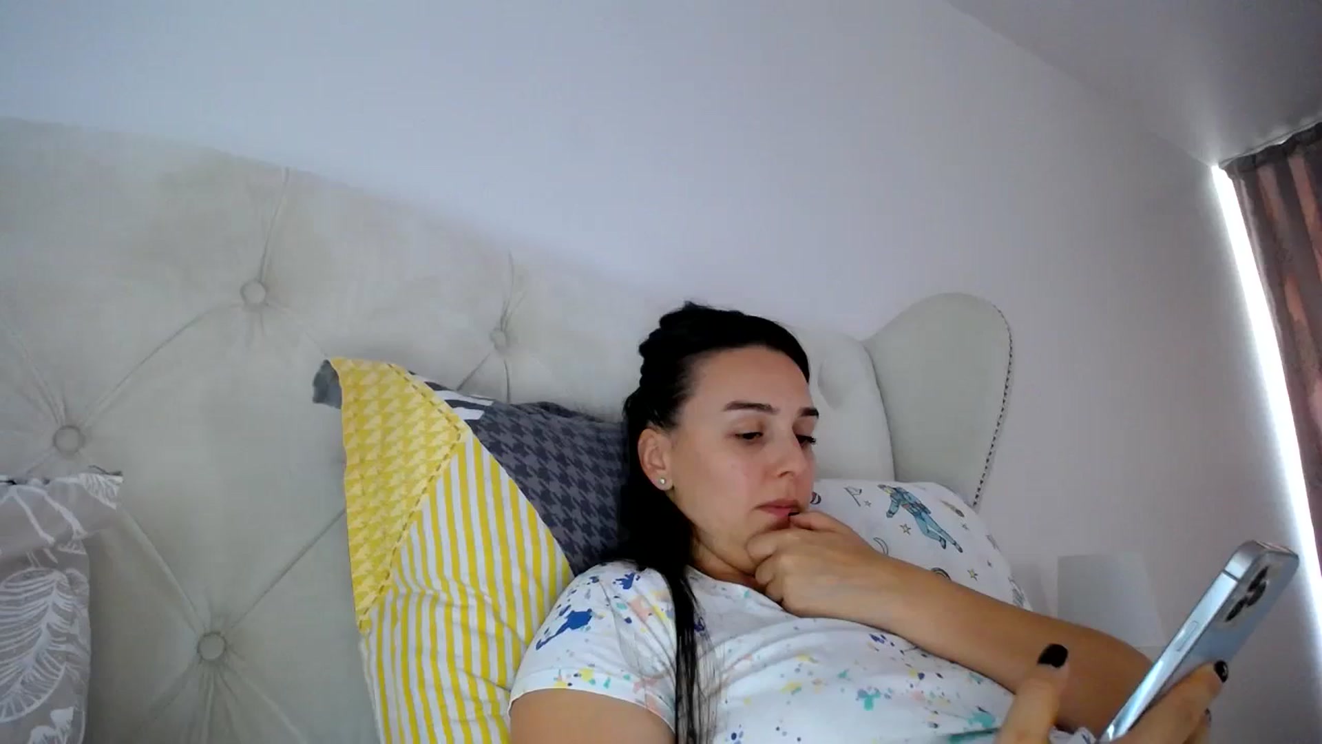 Gallery image thumbnail from L_A_U's myfreecams stream on, 09/13/2023, 11:12 image 2 of 20