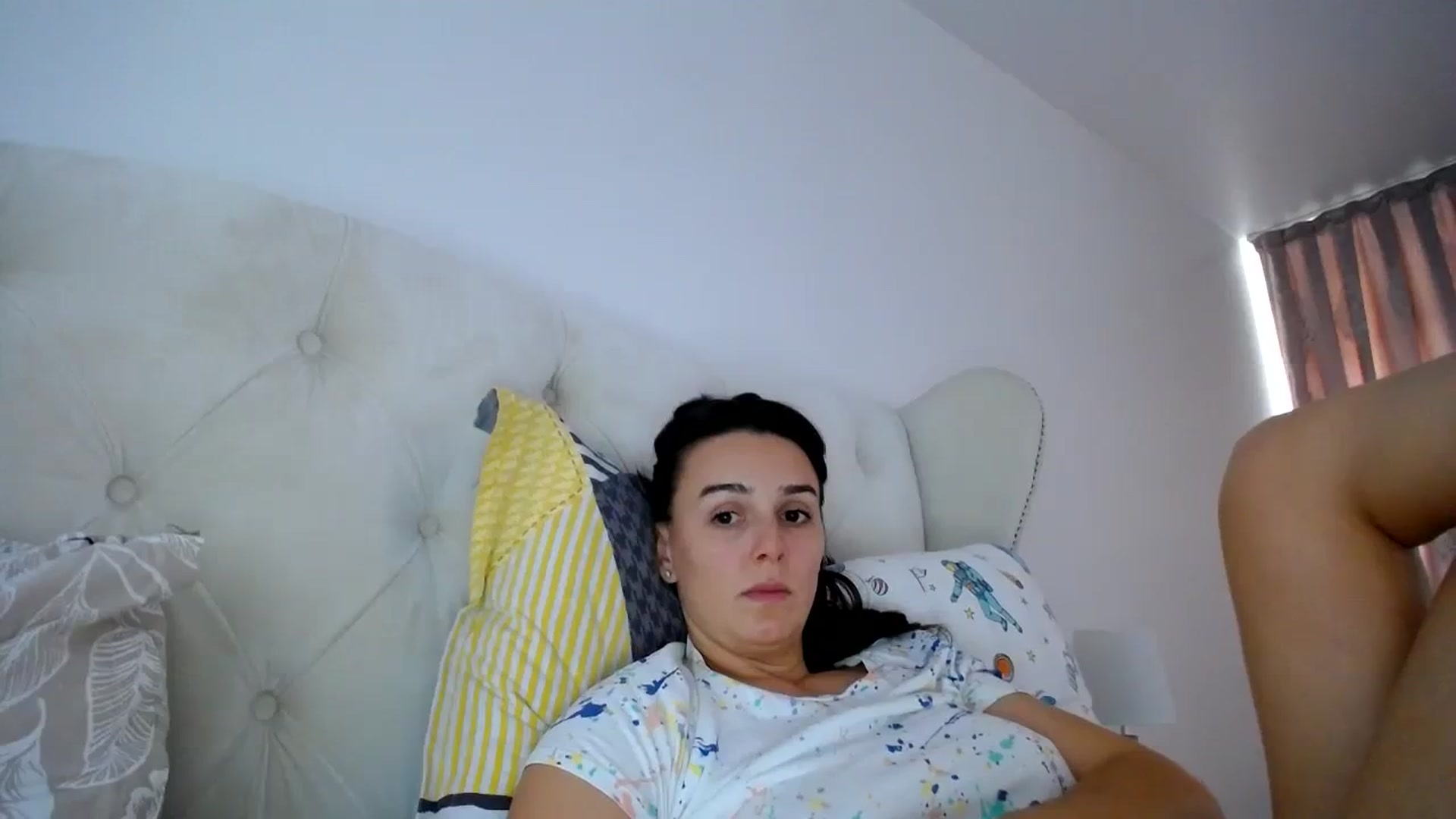 Gallery image thumbnail from L_A_U's myfreecams stream on, 09/13/2023, 11:12 image 17 of 20
