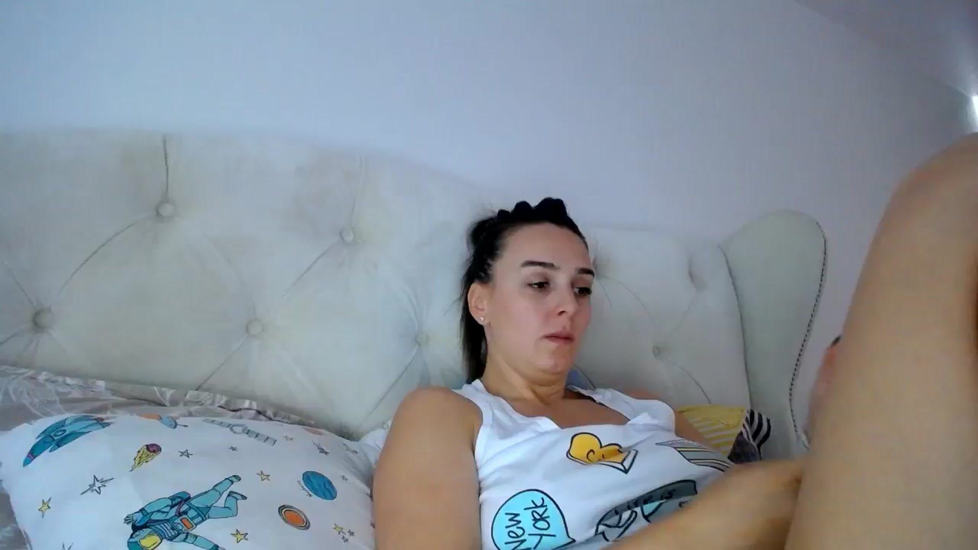 Gallery image thumbnail from L_A_U's myfreecams stream on, 09/14/2023, 10:29 image 17 of 20