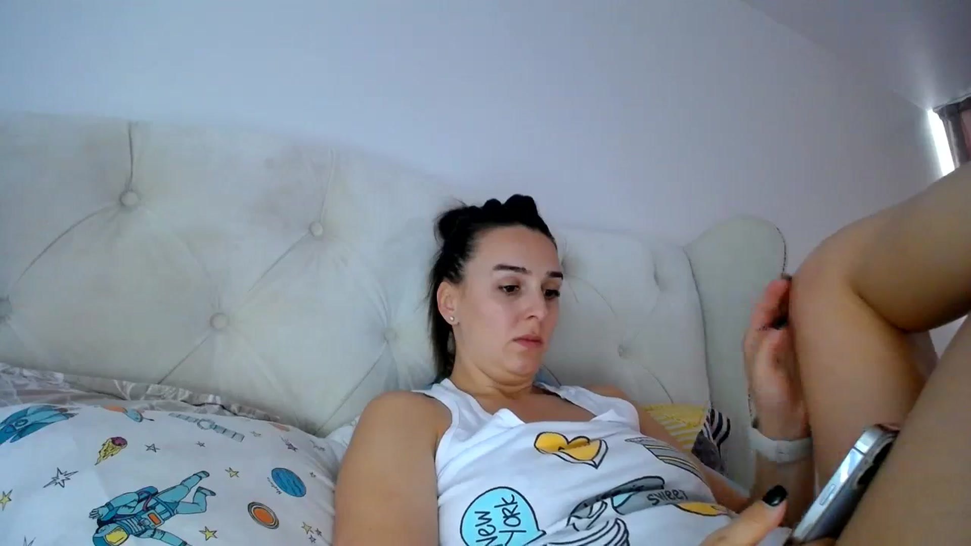 Gallery image thumbnail from L_A_U's myfreecams stream on, 09/14/2023, 10:29 image 9 of 20