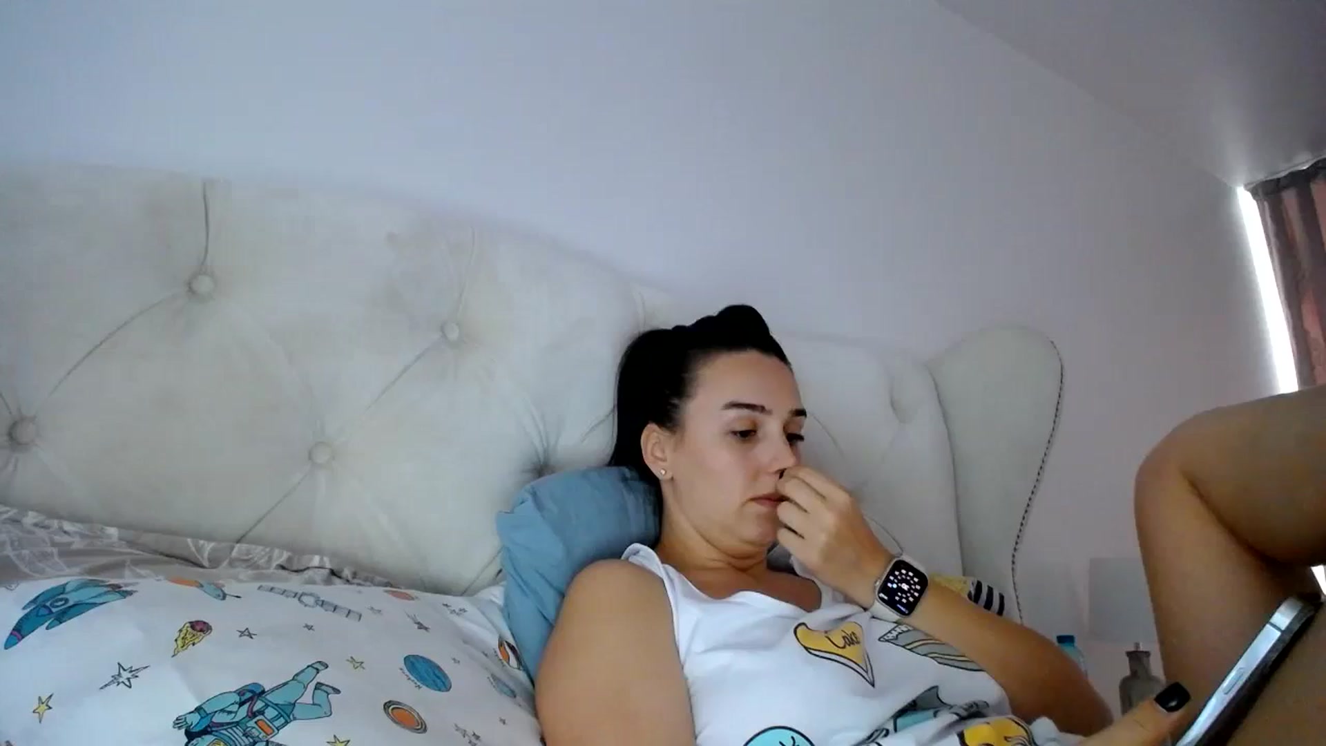 Gallery image thumbnail from L_A_U's myfreecams stream on, 09/14/2023, 11:40 image 1 of 20