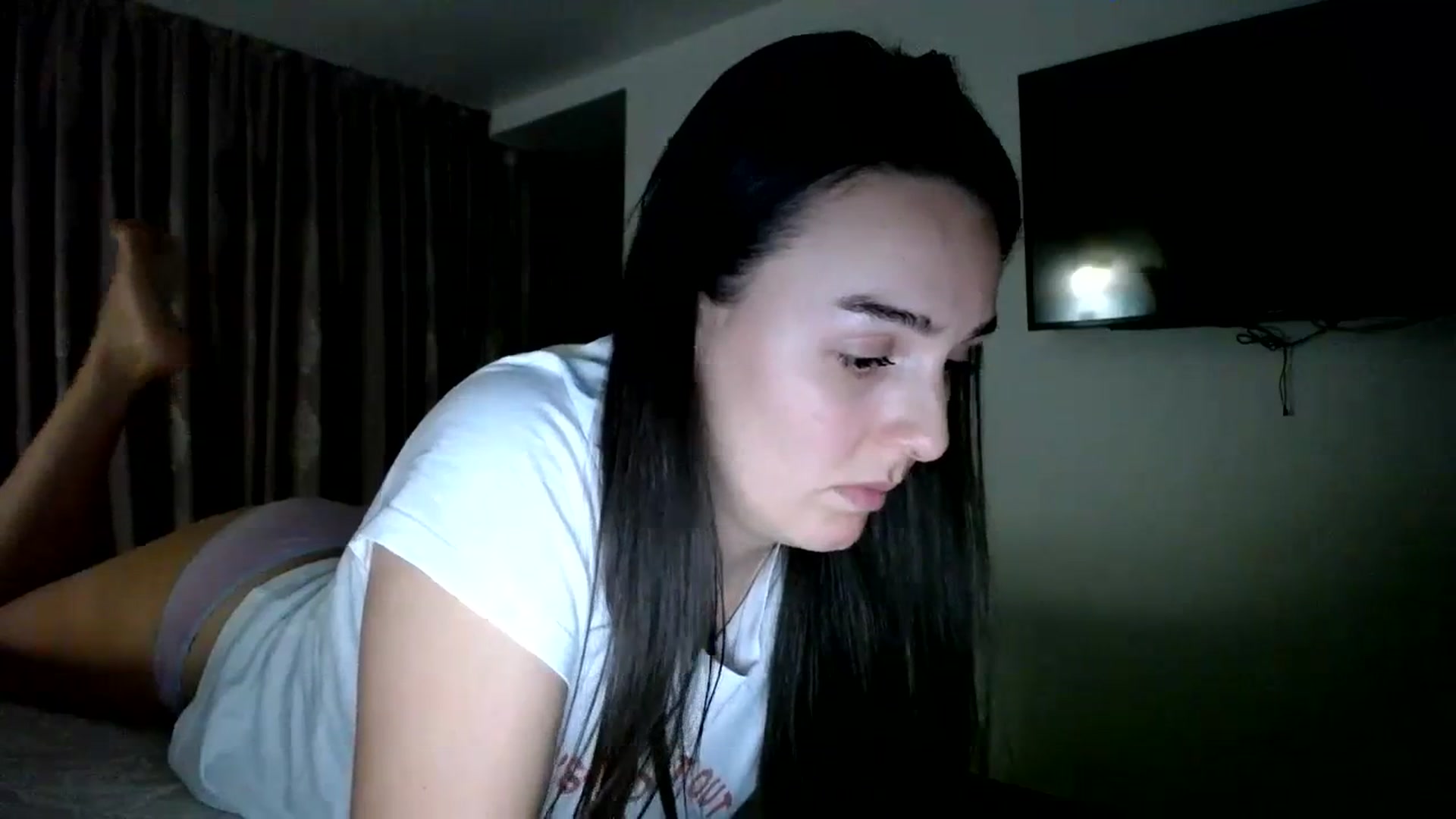 Gallery image thumbnail from L_A_U's myfreecams stream on, 09/15/2023, 20:38 image 19 of 20