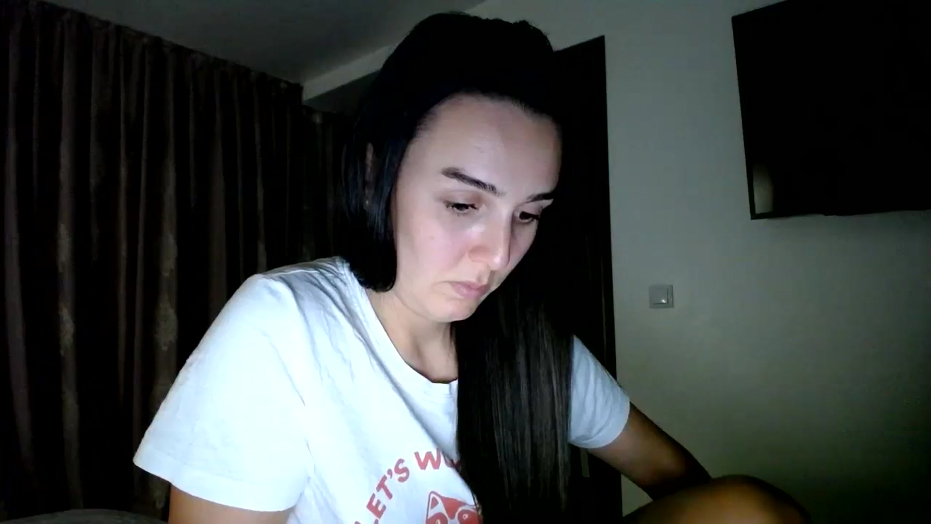 Gallery image thumbnail from L_A_U's myfreecams stream on, 09/15/2023, 20:38 image 2 of 20