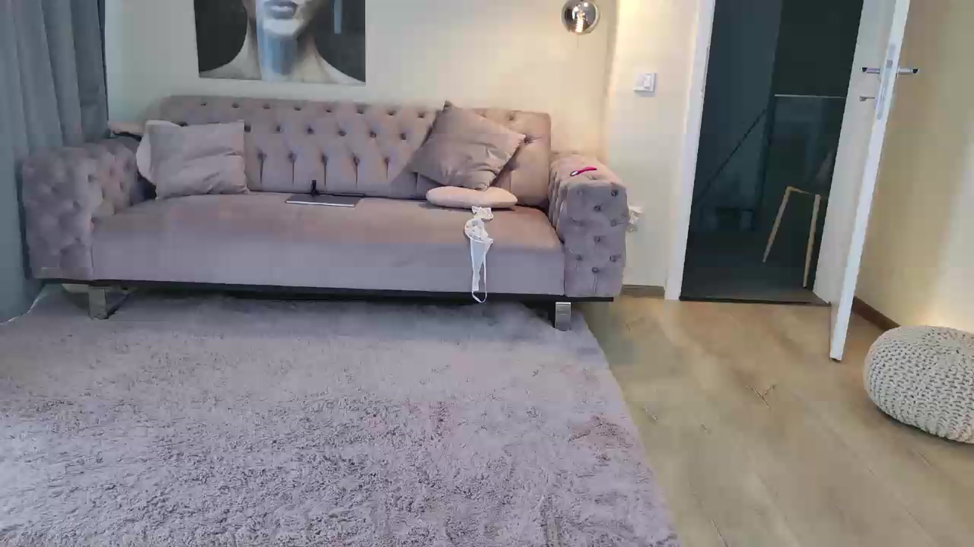 Gallery image thumbnail from L_Godess_'s myfreecams stream on, 07/11/2026, 11:25 image 4 of 20