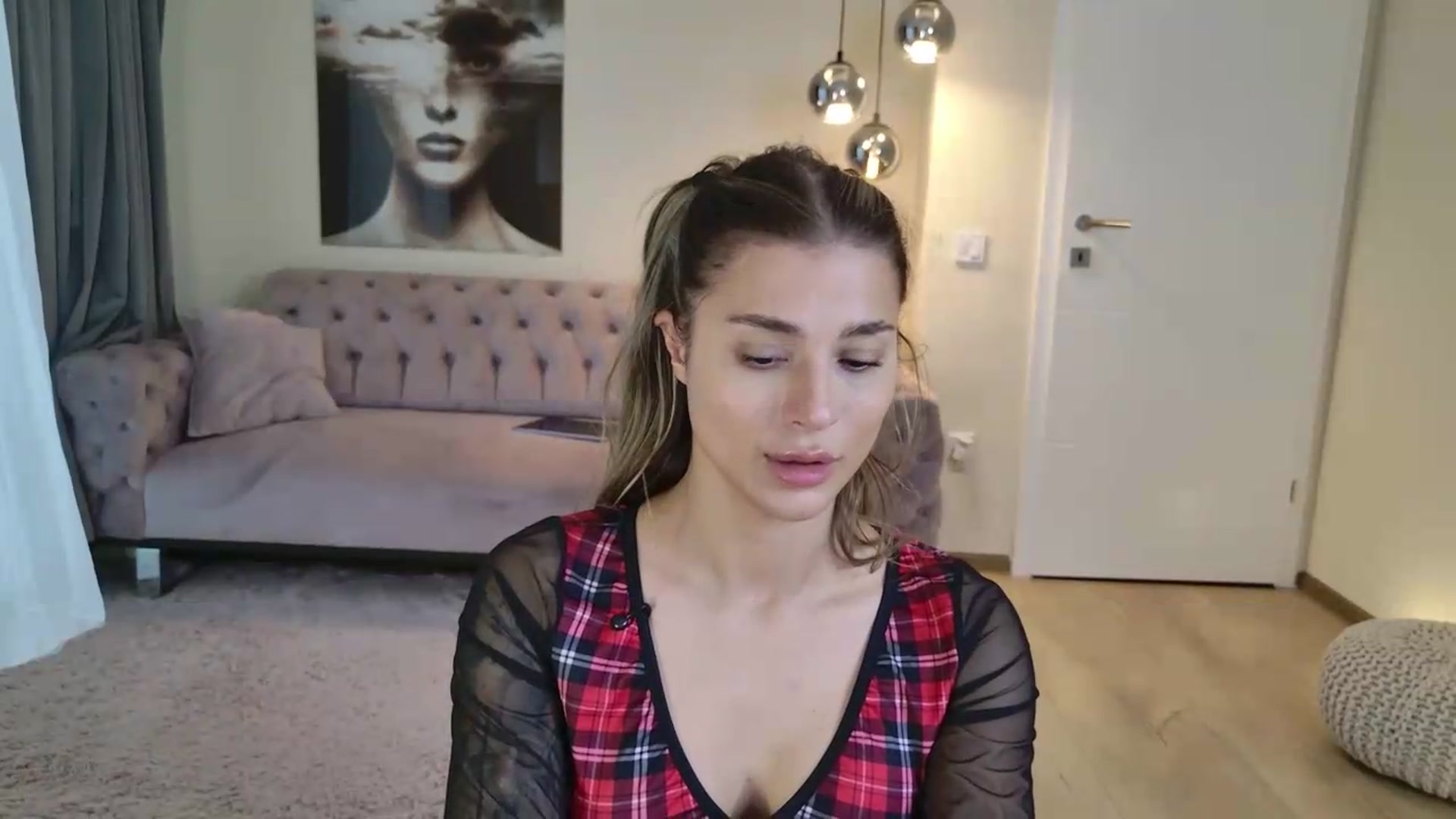 Gallery image thumbnail from L_Godess_'s myfreecams stream on, 07/22/2026, 08:08 image 2 of 20