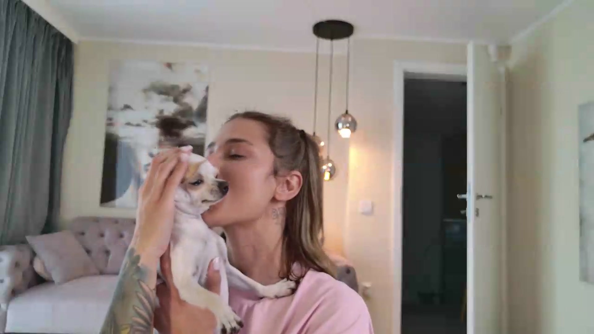 Gallery image thumbnail from L_Godess_'s myfreecams stream on, 09/02/2026, 12:02 image 14 of 20