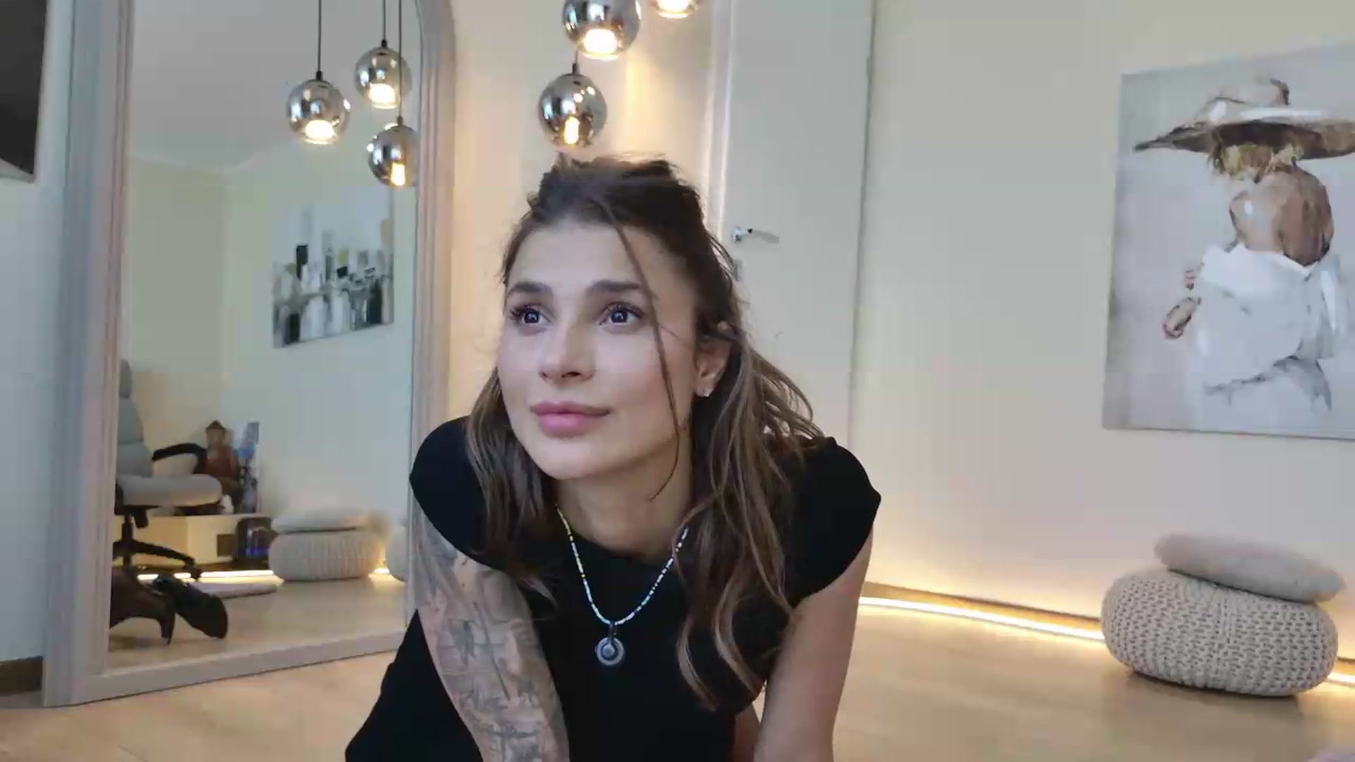Gallery image thumbnail from L_Godess_'s myfreecams stream on, 09/17/2026, 09:21 image 11 of 20