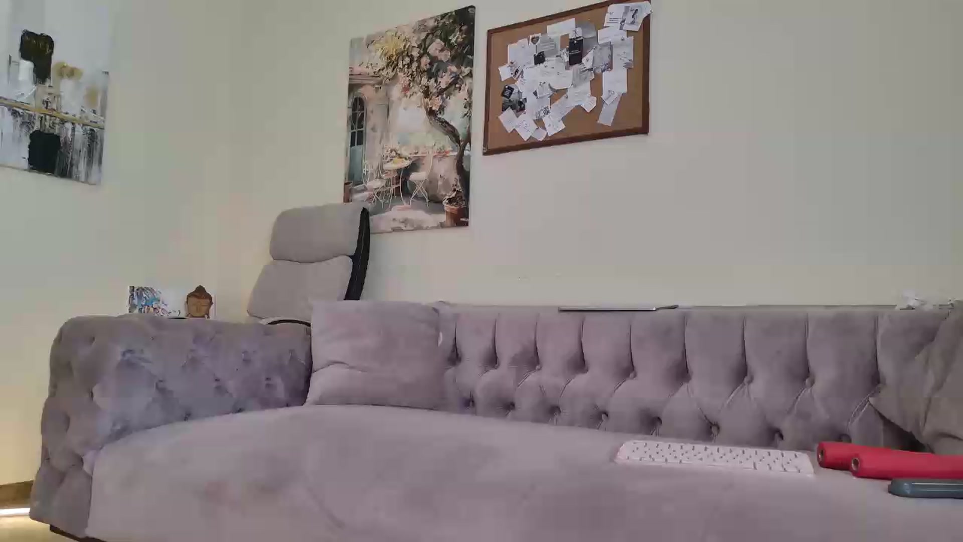 Gallery image thumbnail from L_Godess_'s myfreecams stream on, 09/29/2026, 11:21 image 17 of 20