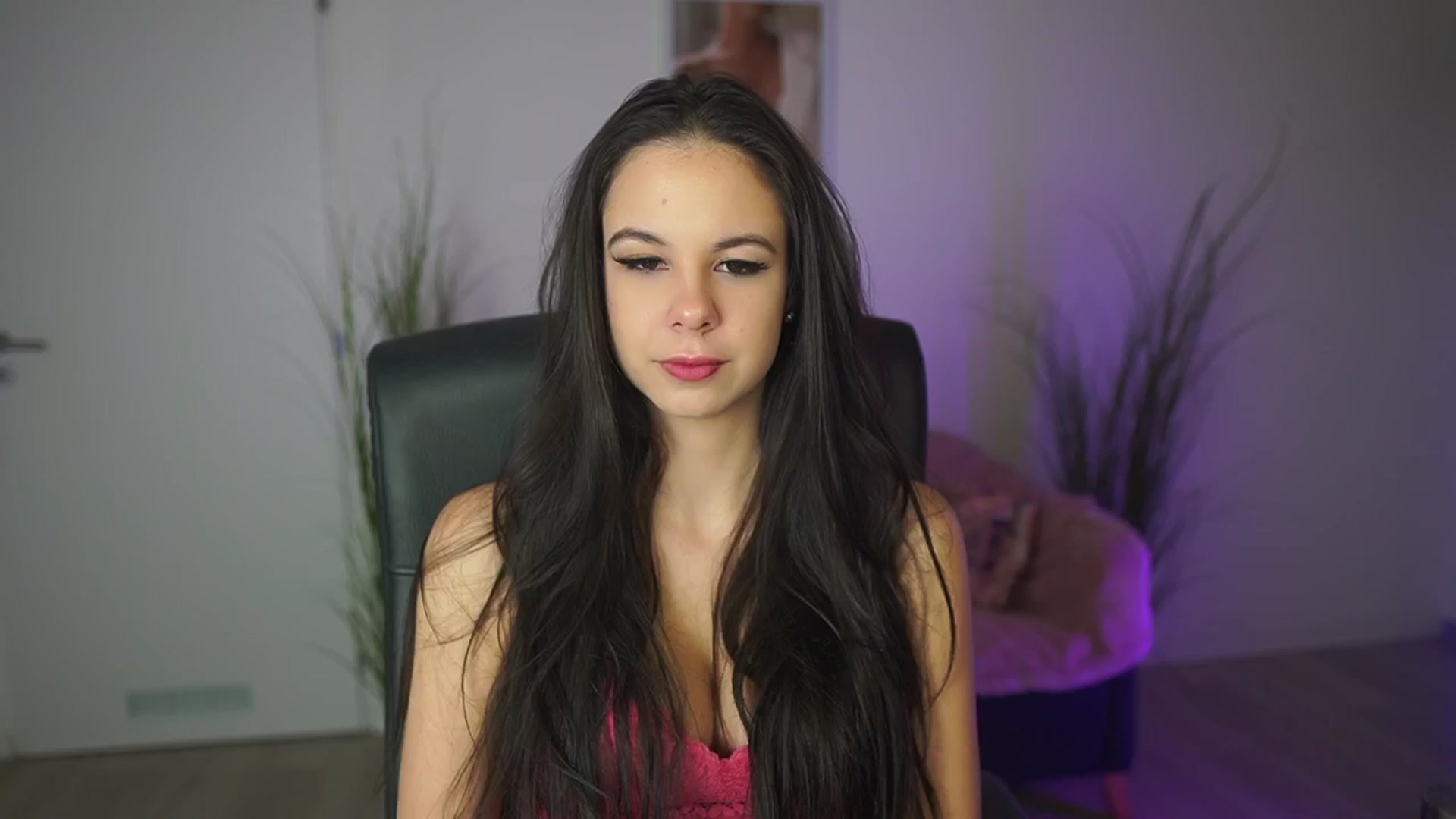 Gallery image thumbnail from L_U_A18's myfreecams stream on, 03/04/2026, 15:51 image 19 of 20