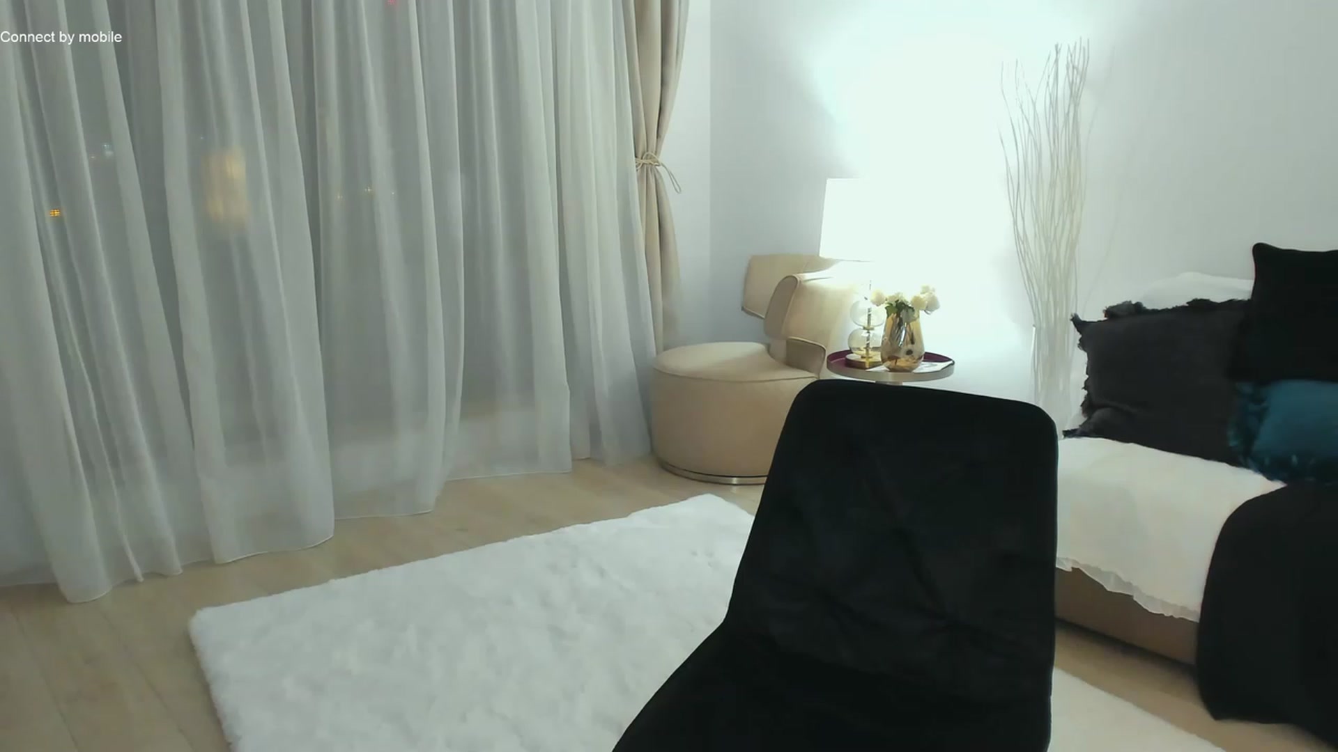 Gallery image thumbnail from L_U_A_'s myfreecams stream on, 12/01/2022, 20:52 image 16 of 20