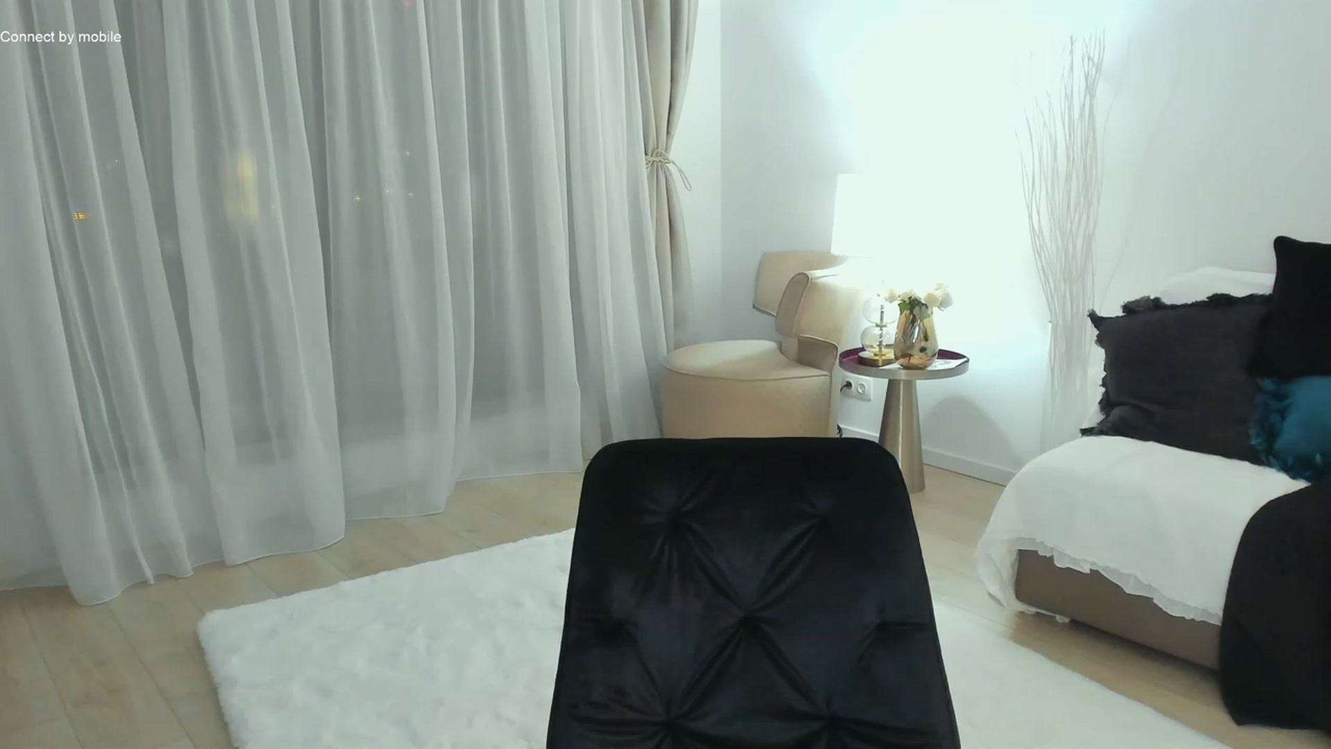 Gallery image thumbnail from L_U_A_'s myfreecams stream on, 12/01/2022, 20:52 image 20 of 20