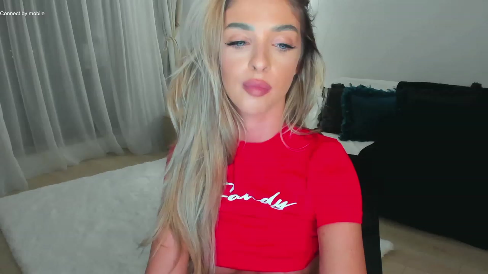 Gallery image thumbnail from L_U_A_'s myfreecams stream on, 12/10/2022, 19:35 image 9 of 20