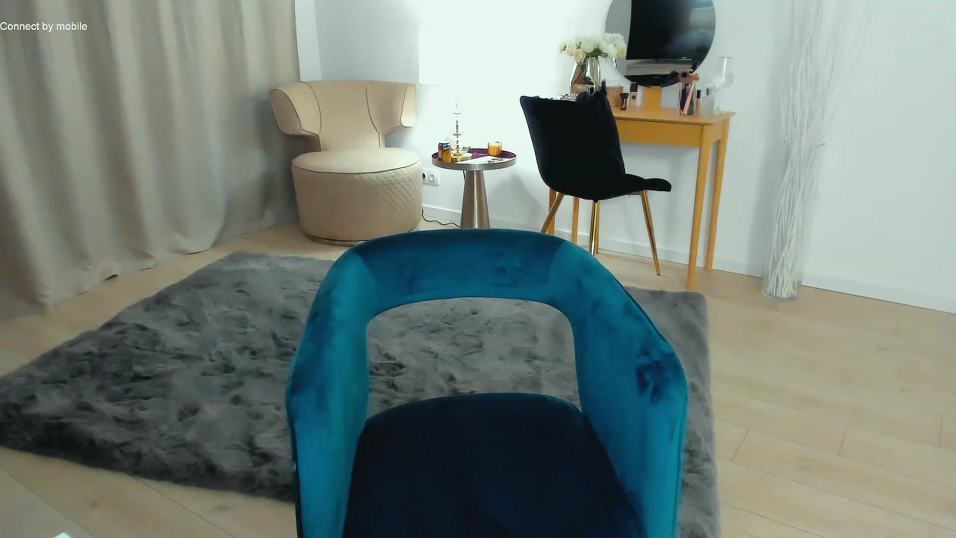 Gallery image thumbnail from L_U_A_'s myfreecams stream on, 02/02/2023, 18:07 image 16 of 20