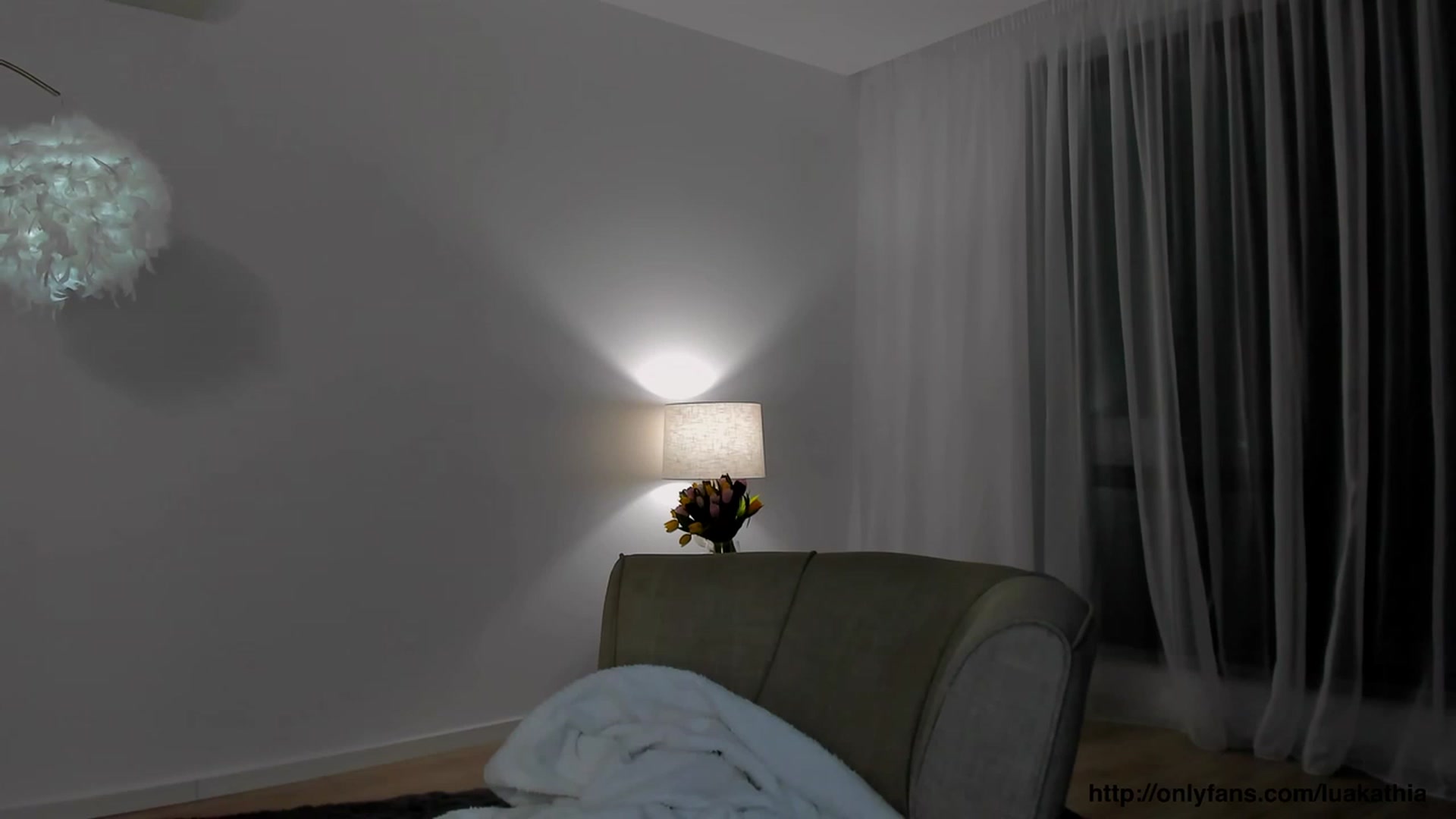 Gallery image thumbnail from L_U_A_'s myfreecams stream on, 03/01/2023, 18:15 image 10 of 20