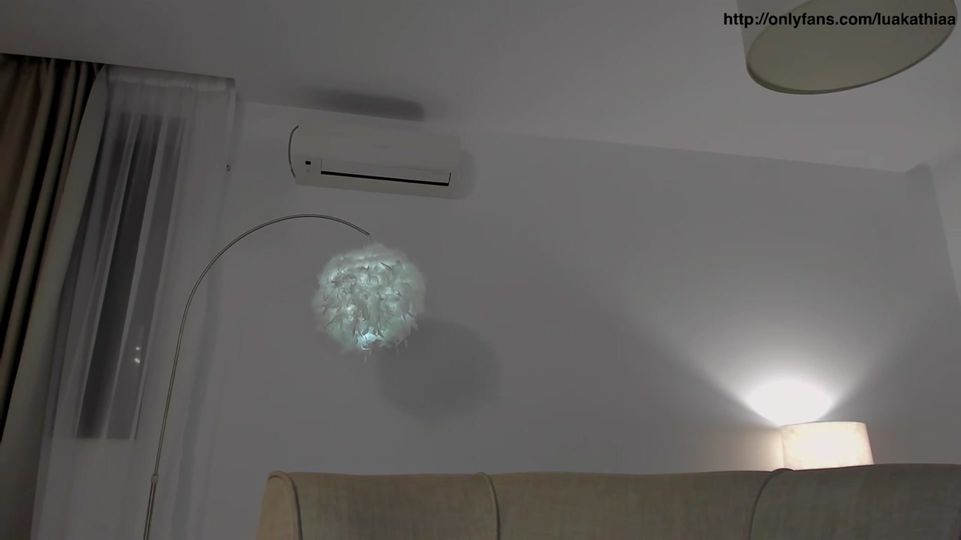 Gallery image thumbnail from L_U_A_'s myfreecams stream on, 03/02/2023, 20:41 image 2 of 20