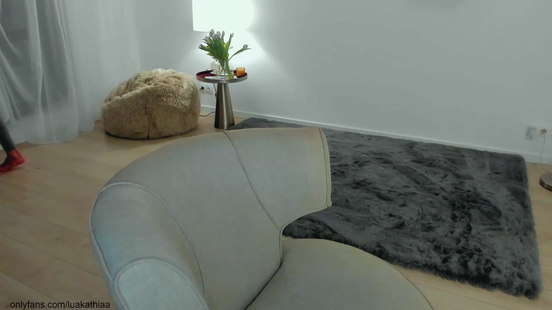 Gallery image thumbnail from L_U_A_'s myfreecams stream on, 03/14/2023, 18:52 image 11 of 20