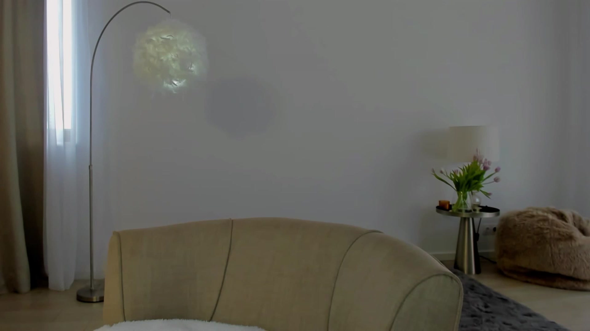 Gallery image thumbnail from L_U_A_'s myfreecams stream on, 03/16/2023, 14:23 image 17 of 20