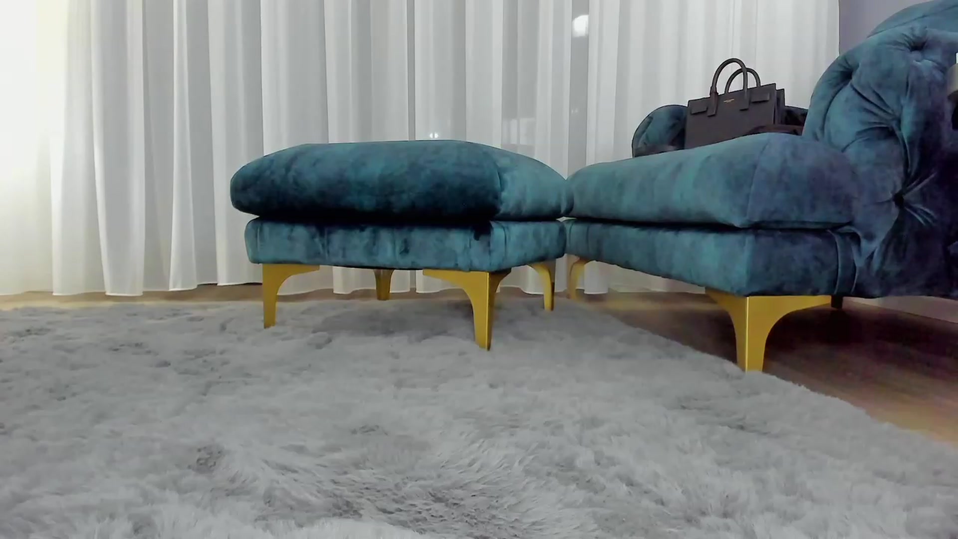 Gallery image thumbnail from L_U_A_'s myfreecams stream on, 06/12/2023, 18:39 image 19 of 20