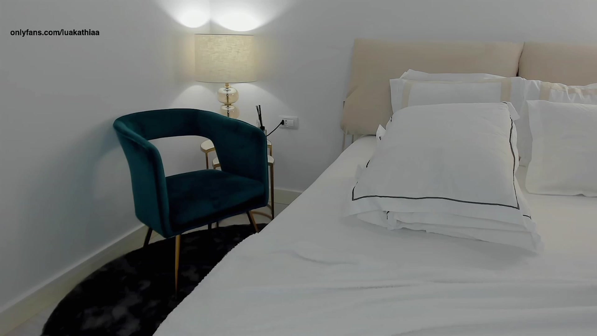 Gallery image thumbnail from L_U_A_'s myfreecams stream on, 07/20/2023, 19:00 image 20 of 20