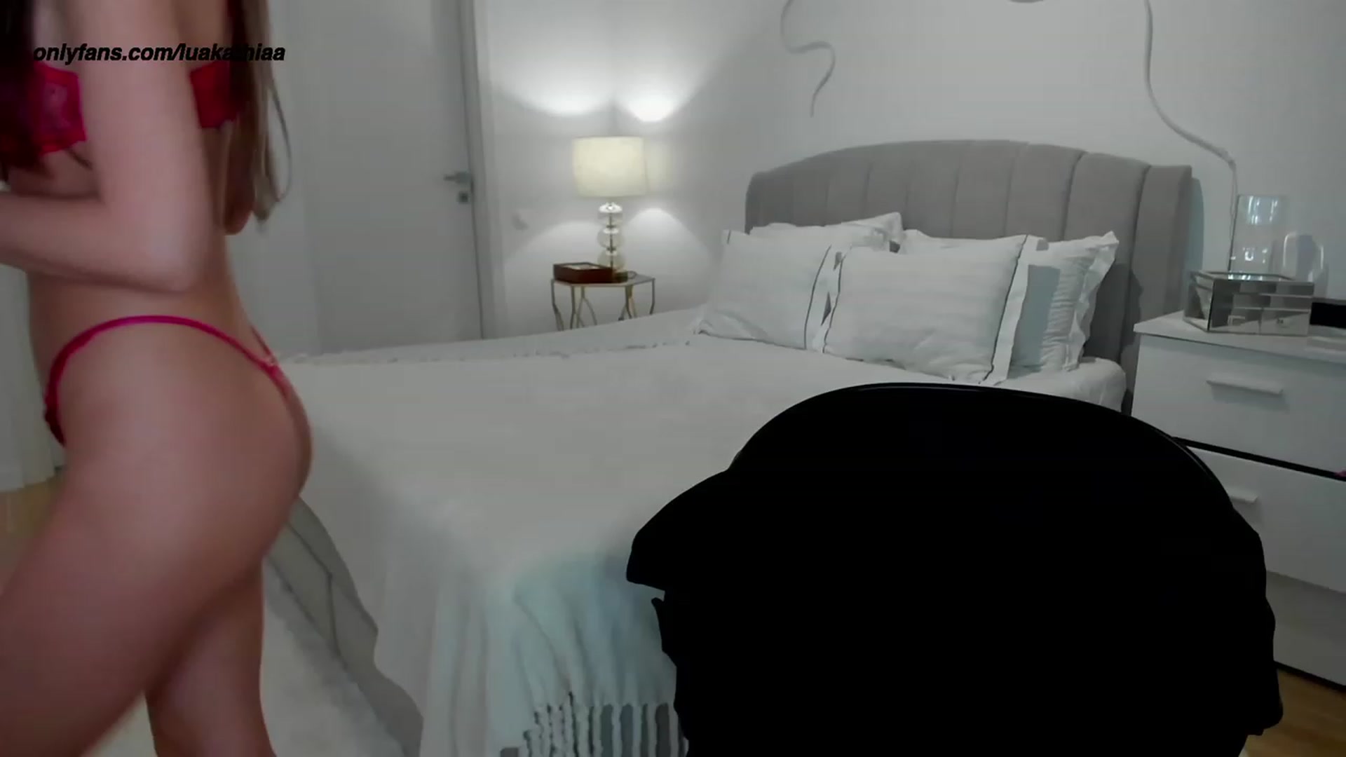 Gallery image thumbnail from L_U_A_'s myfreecams stream on, 01/19/2024, 16:44 image 2 of 20