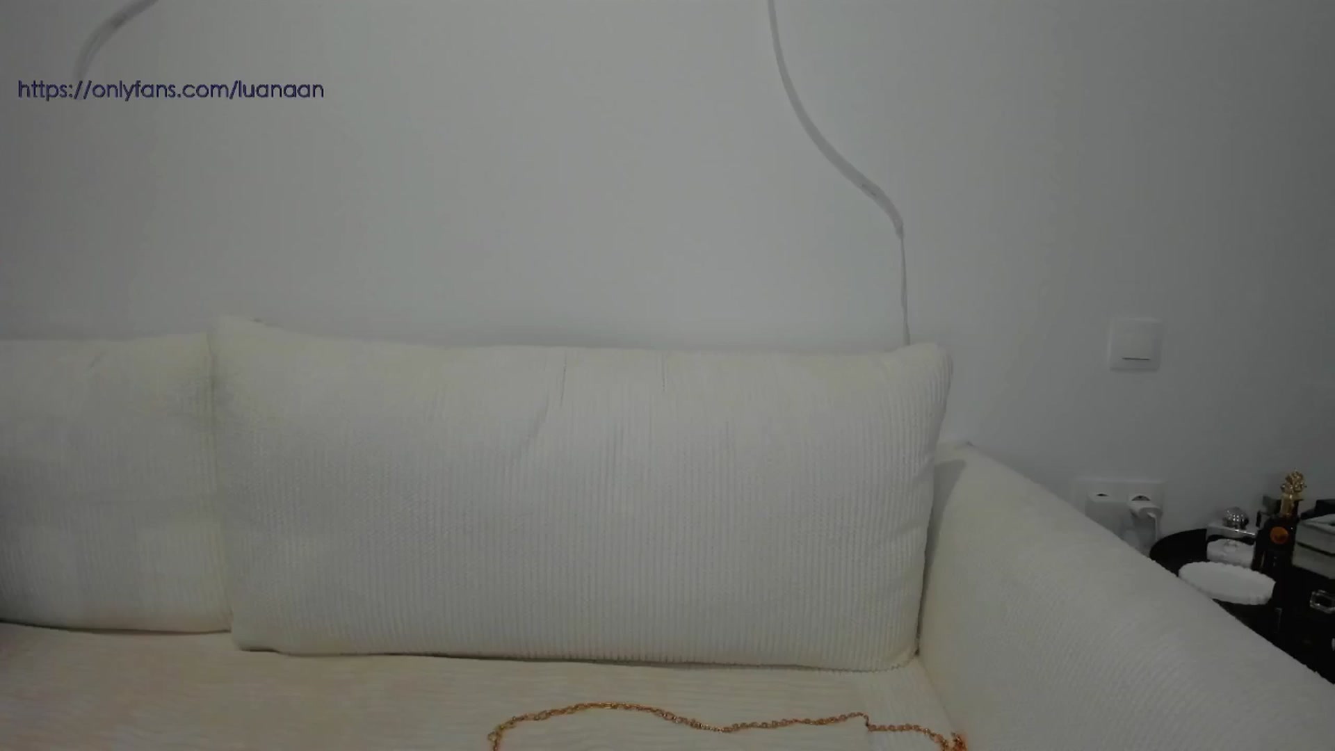 Gallery image thumbnail from L_U_A_'s myfreecams stream on, 07/11/2024, 19:33 image 3 of 20