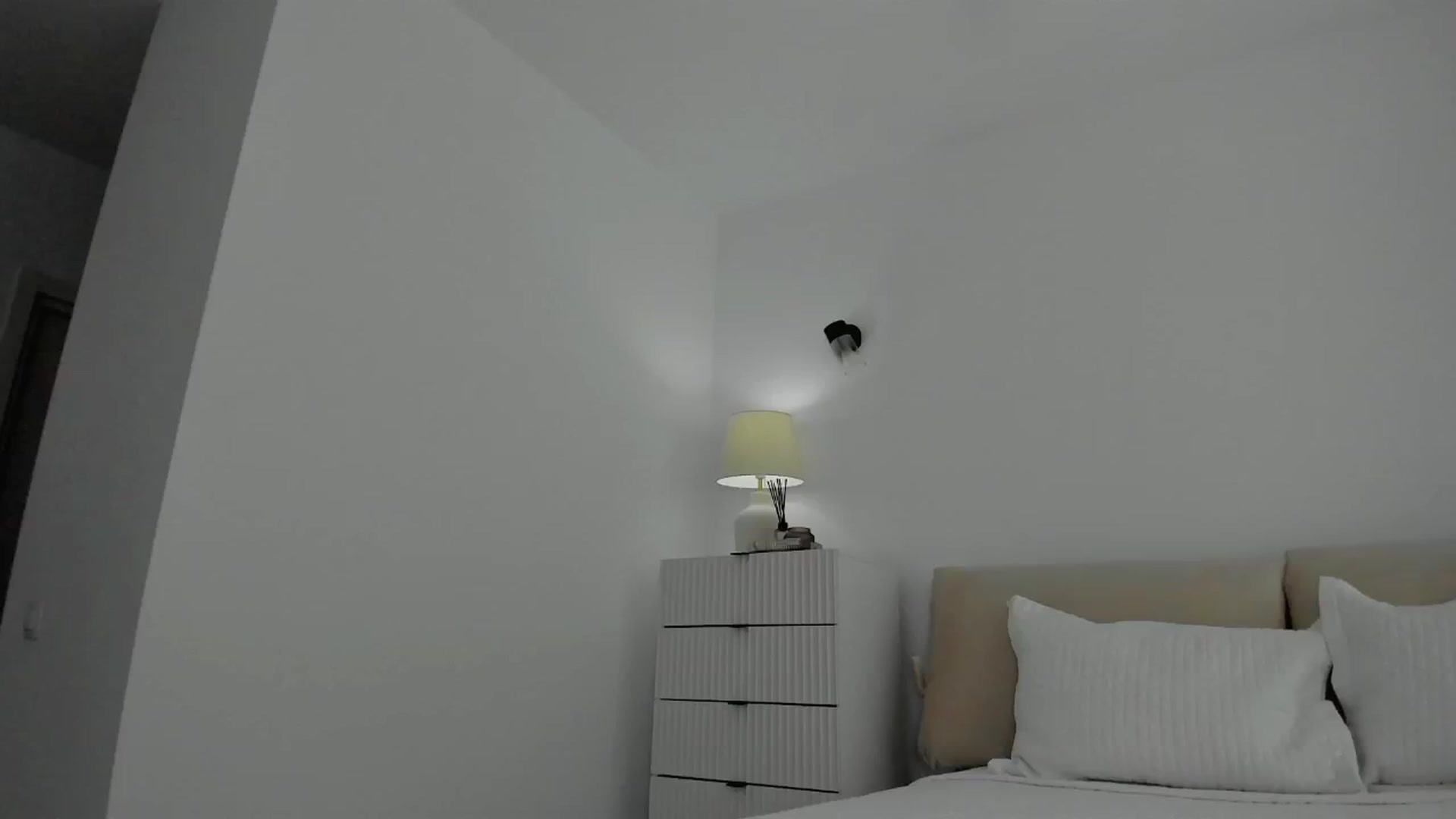 Gallery image thumbnail from L_U_A_'s myfreecams stream on, 08/01/2024, 10:08 image 13 of 20
