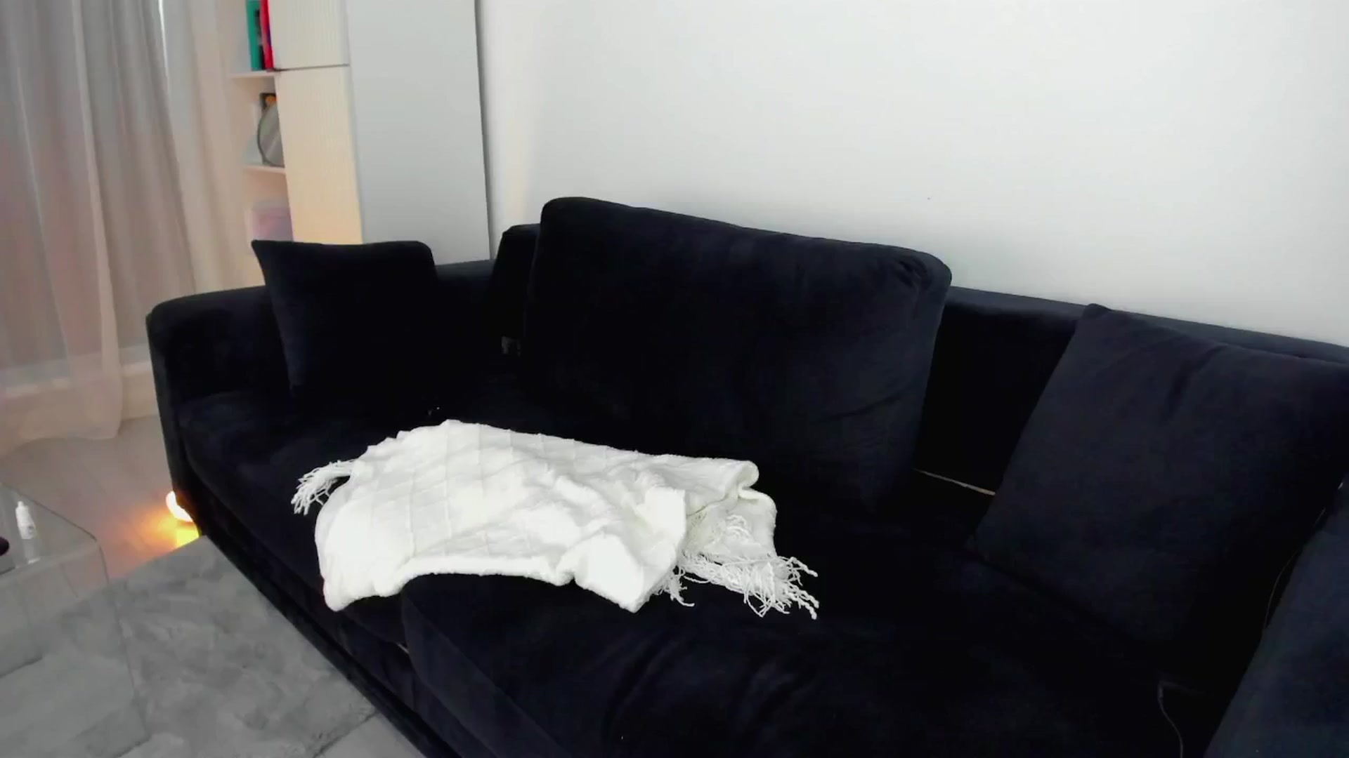 Gallery image thumbnail from L_U_A_'s myfreecams stream on, 09/07/2024, 14:28 image 16 of 20
