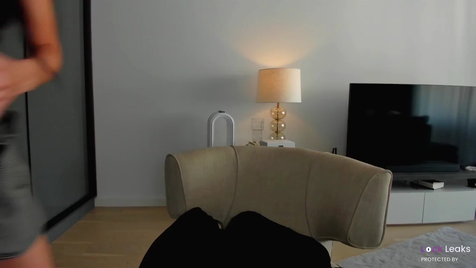 Gallery image thumbnail from L_U_A_'s myfreecams stream on, 01/13/2025, 11:06 image 18 of 20