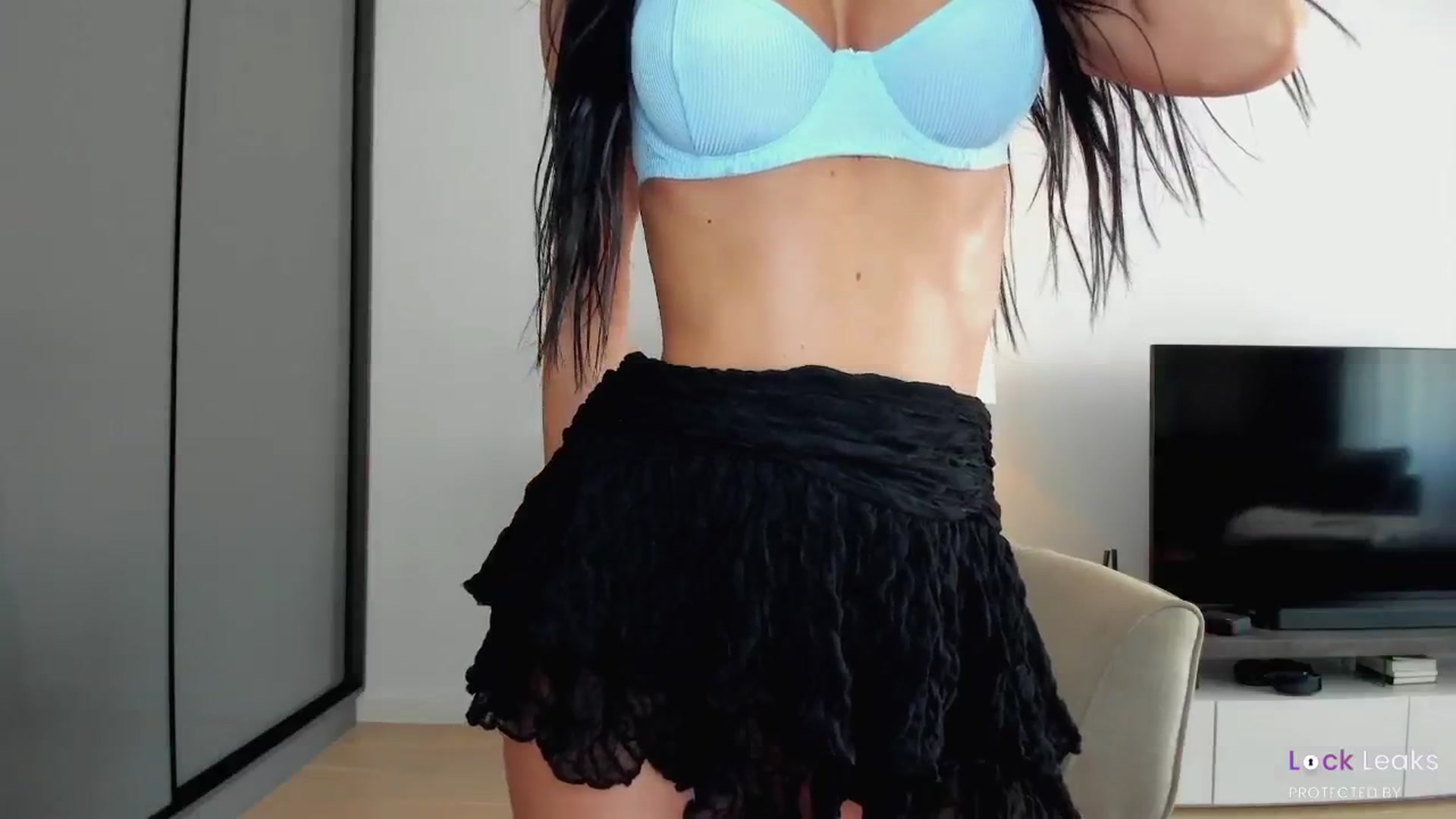 Gallery image thumbnail from L_U_A_'s myfreecams stream on, 01/14/2025, 10:39 image 14 of 20