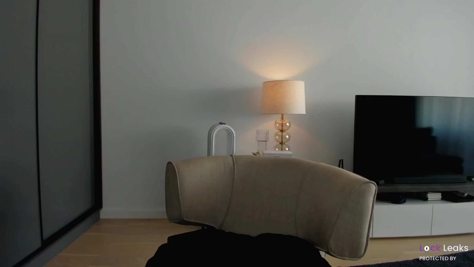 Gallery image thumbnail from L_U_A_'s myfreecams stream on, 01/18/2025, 09:41 image 6 of 20