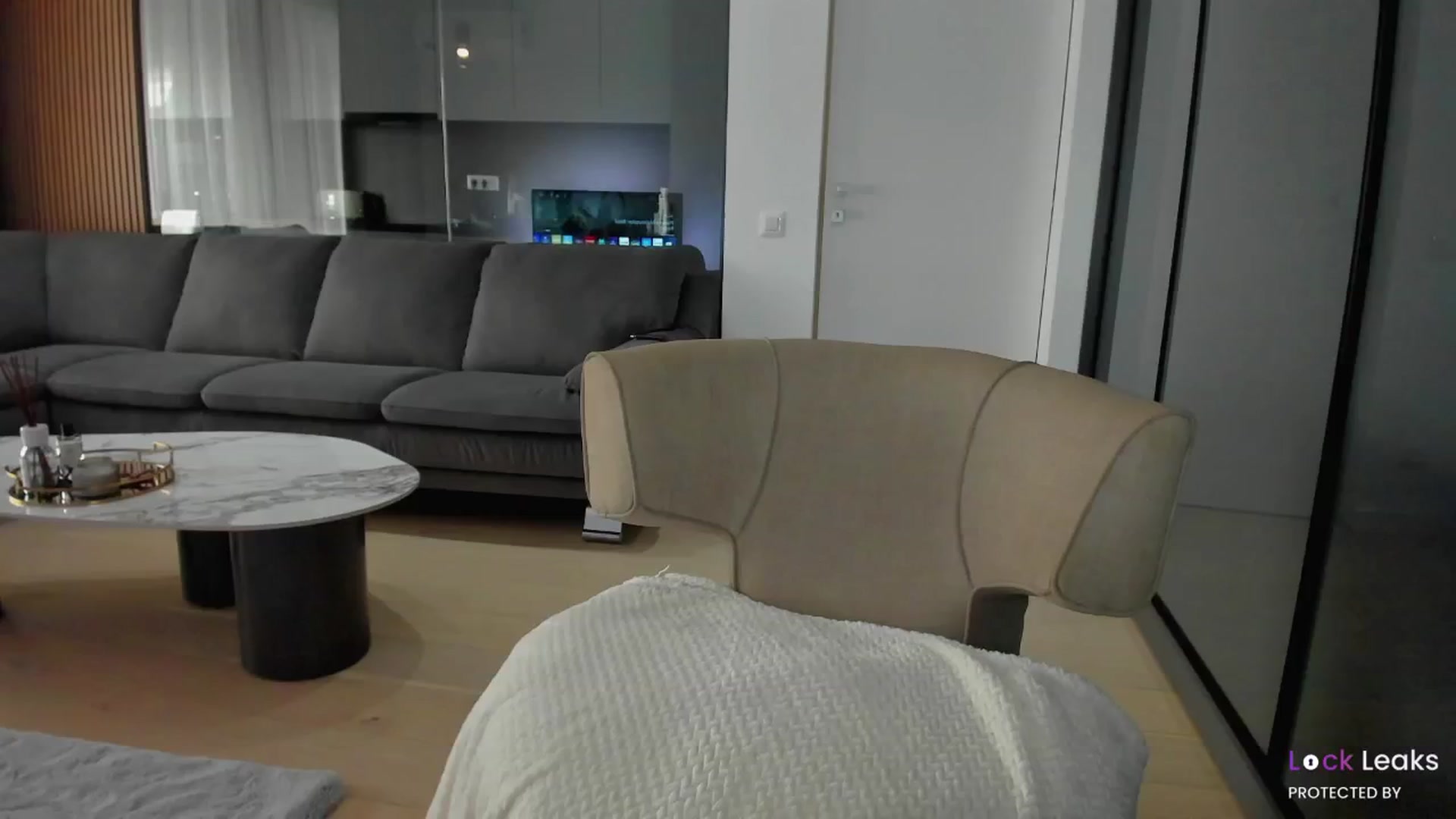Gallery image thumbnail from L_U_A_'s myfreecams stream on, 02/02/2025, 10:38 image 11 of 20
