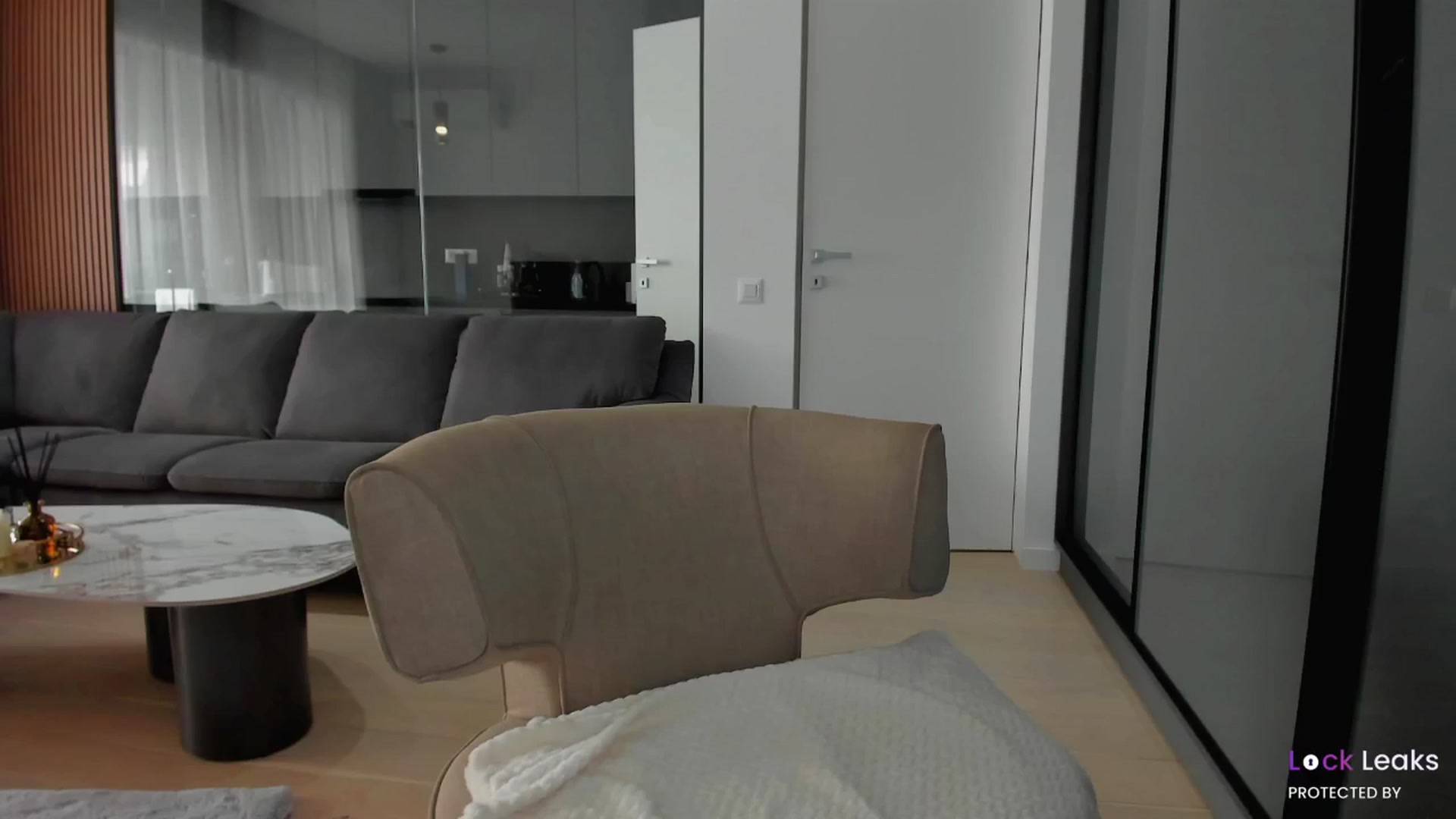 Gallery image thumbnail from L_U_A_'s myfreecams stream on, 03/15/2025, 09:39 image 19 of 20