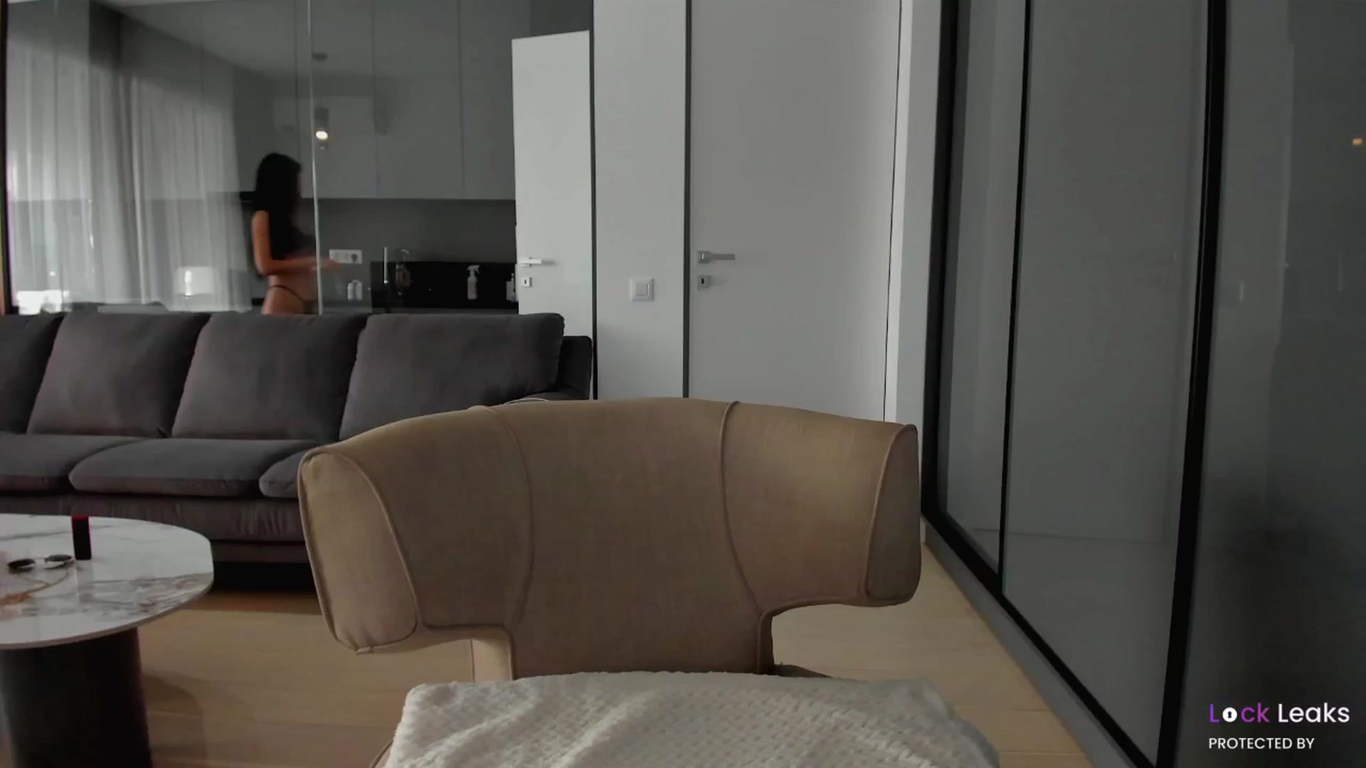 Gallery image thumbnail from L_U_A_'s myfreecams stream on, 04/14/2025, 08:55 image 10 of 20