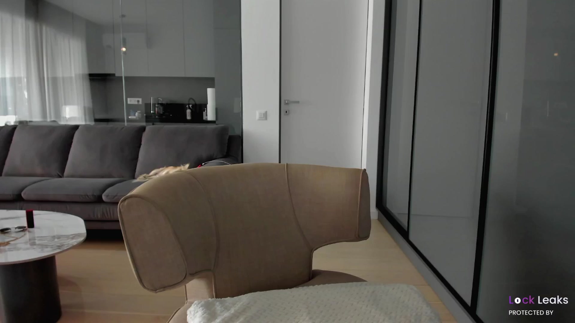 Gallery image thumbnail from L_U_A_'s myfreecams stream on, 04/14/2025, 09:50 image 2 of 20