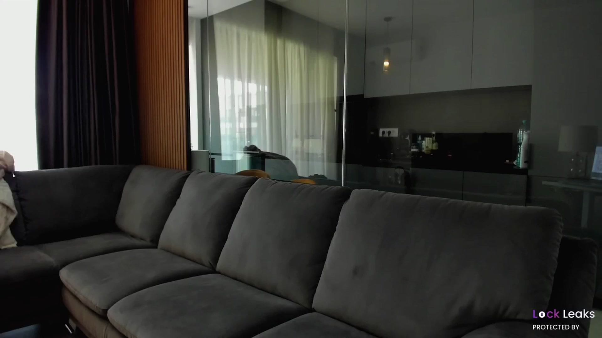 Gallery image thumbnail from L_U_A_'s myfreecams stream on, 11/02/2025, 12:36 image 16 of 20