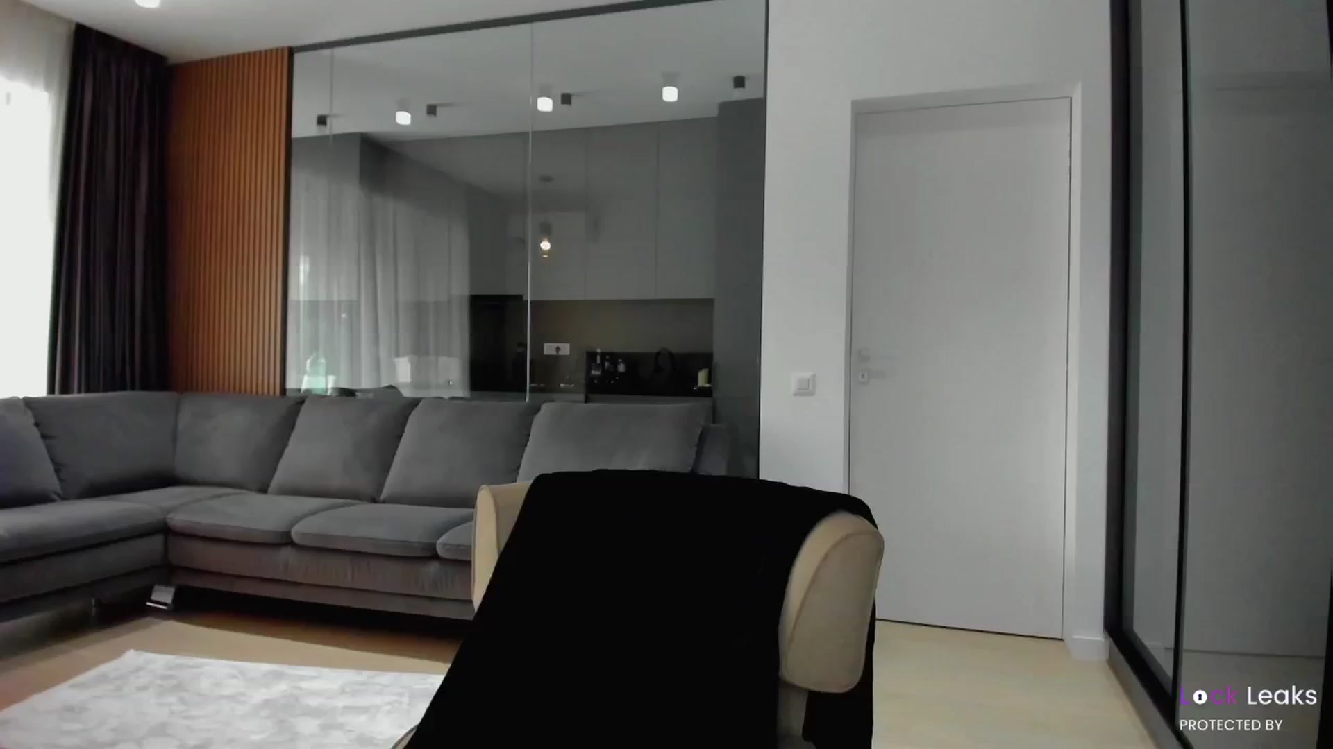 Gallery image thumbnail from L_U_A_'s myfreecams stream on, 11/20/2025, 12:22 image 8 of 20
