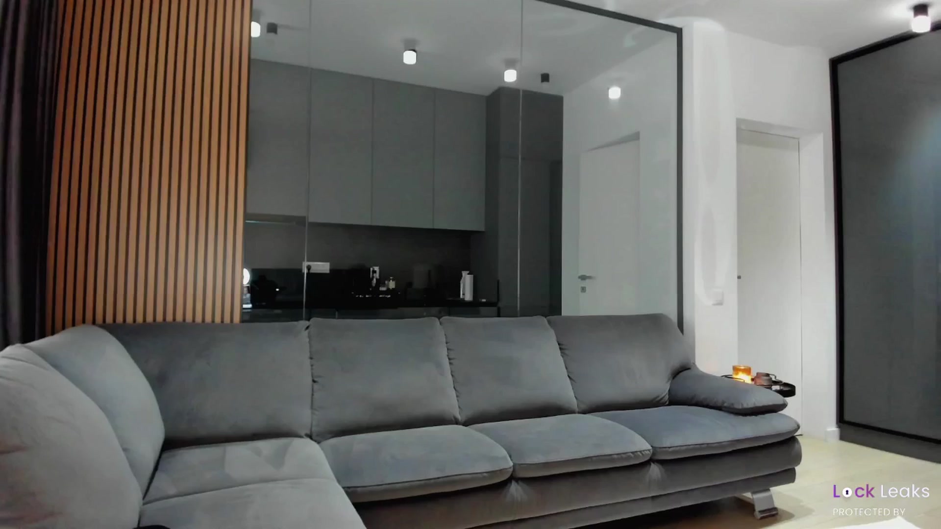 Gallery image thumbnail from L_U_A_'s myfreecams stream on, 11/29/2025, 10:51 image 18 of 20