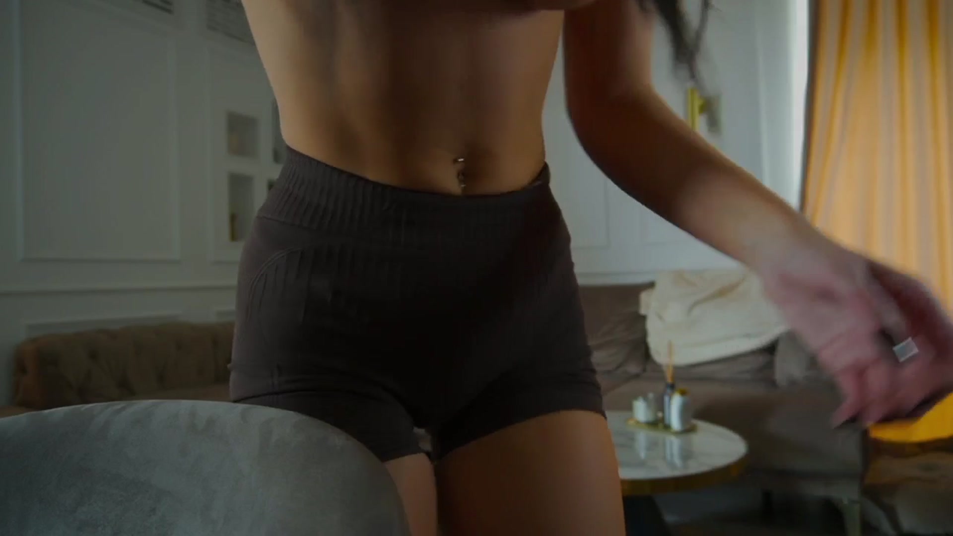 Gallery image thumbnail from L_U_A_'s myfreecams stream on, 03/16/2026, 12:43 image 12 of 20