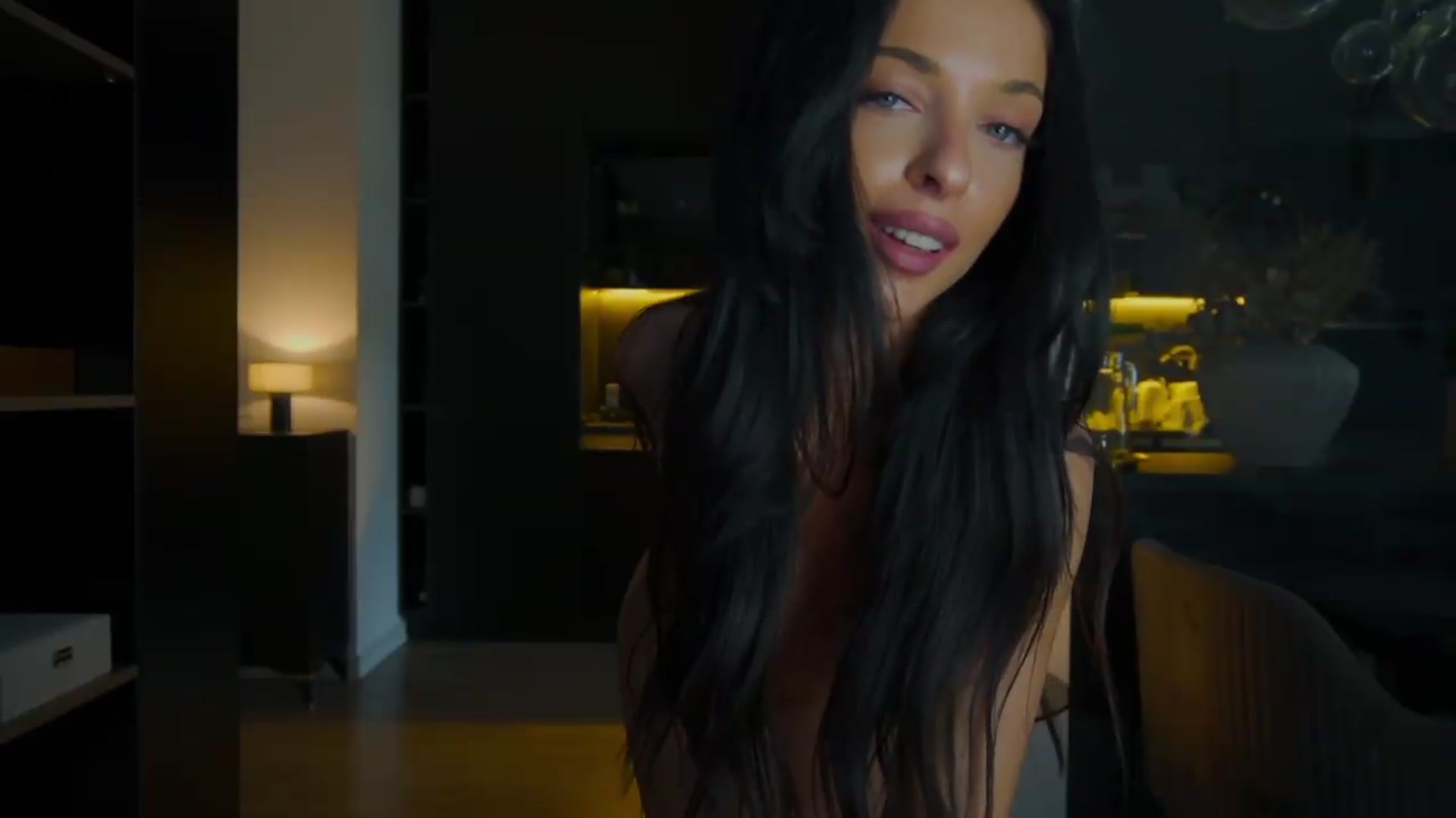 Gallery image thumbnail from L_U_A_'s myfreecams stream on, 05/17/2026, 14:12 image 20 of 20