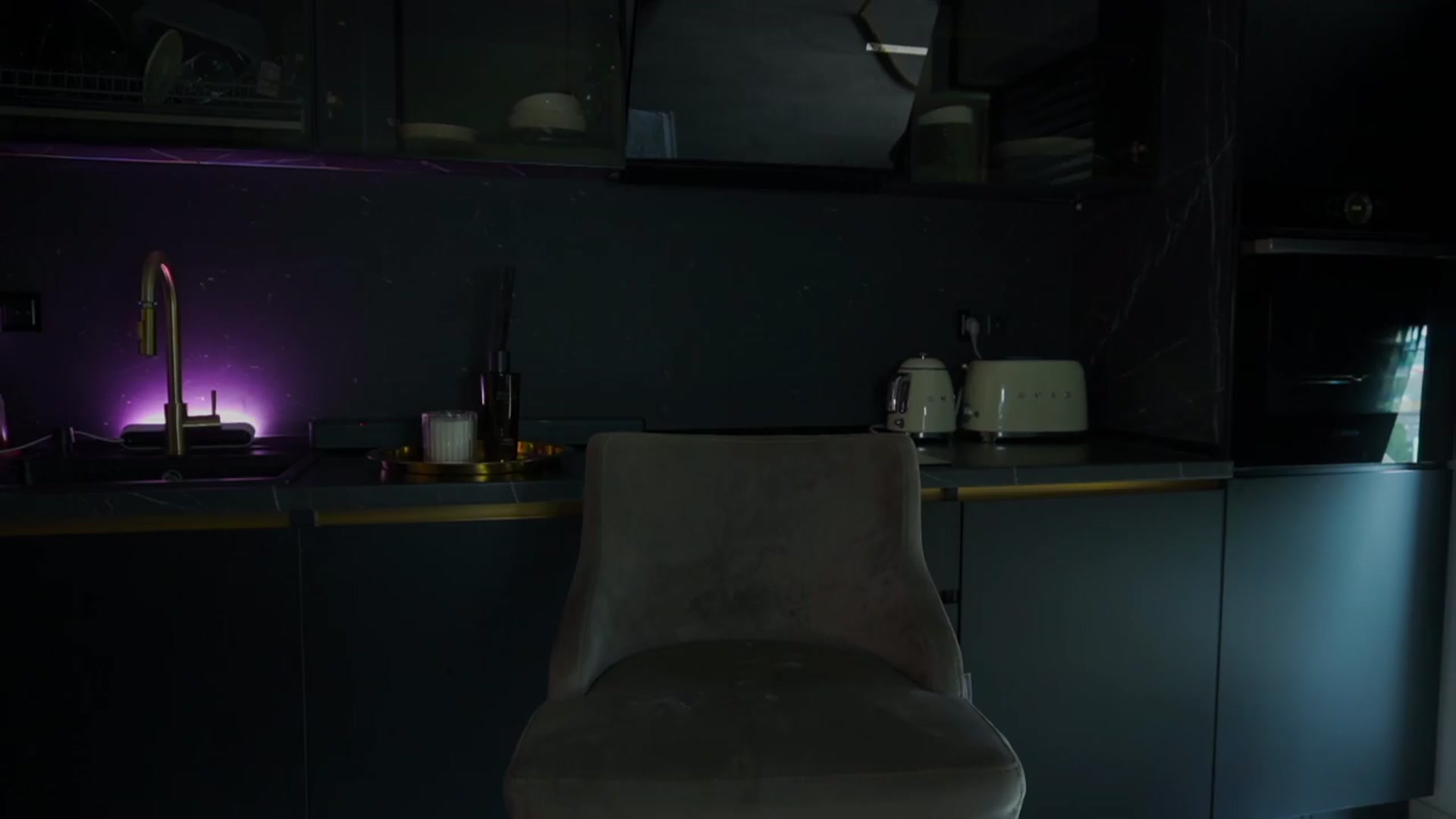 Gallery image thumbnail from L_U_A_'s myfreecams stream on, 06/13/2026, 14:51 image 3 of 20