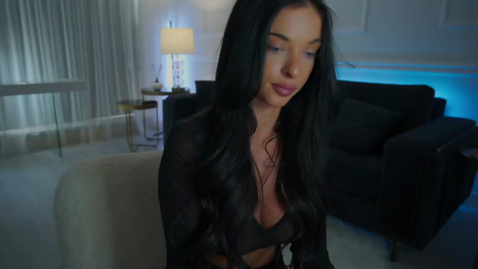 Gallery image thumbnail from L_U_A_'s myfreecams stream on, 09/02/2026, 10:01 image 8 of 20