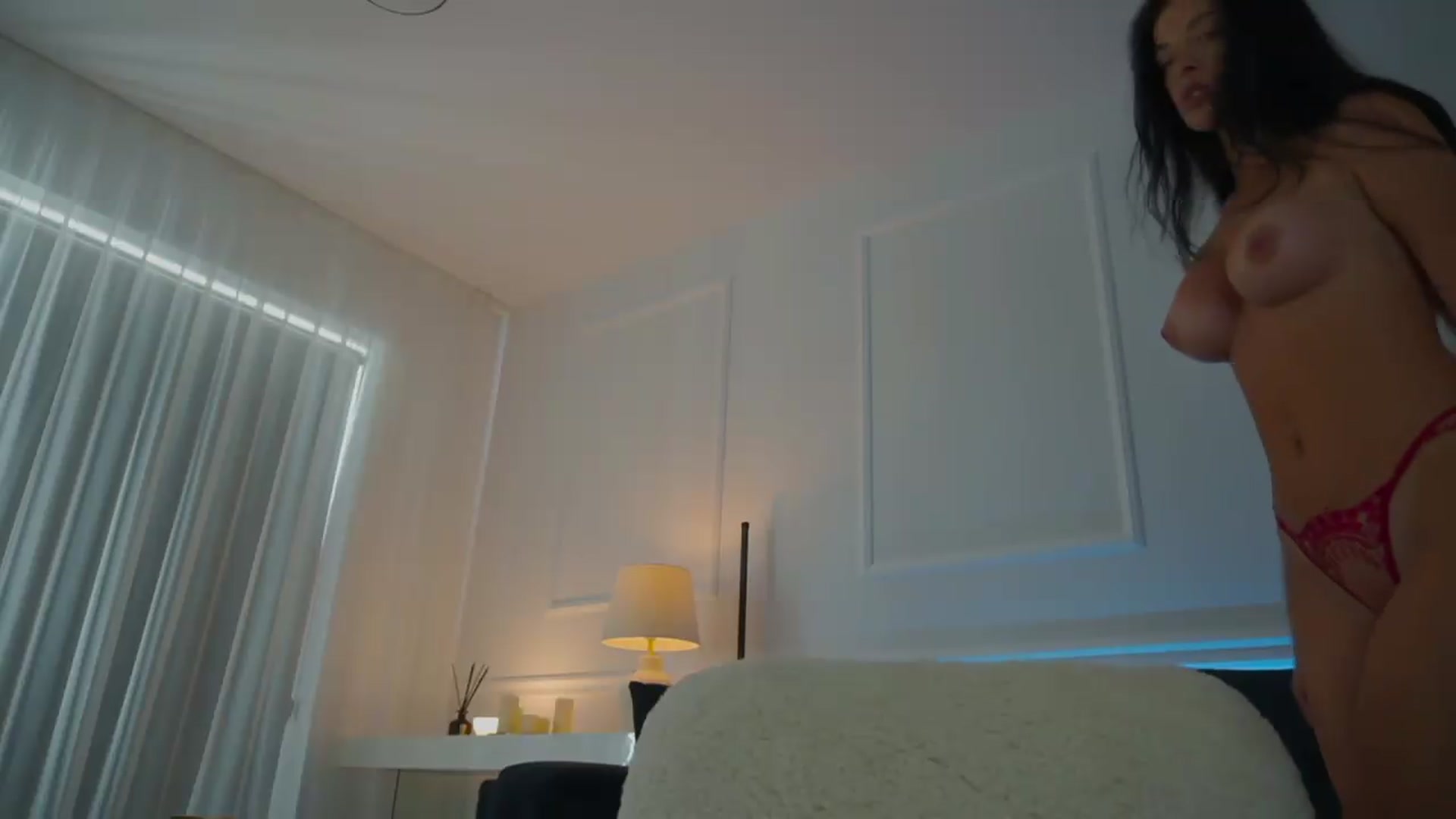 Gallery image thumbnail from L_U_A_'s myfreecams stream on, 09/03/2026, 12:57 image 10 of 20