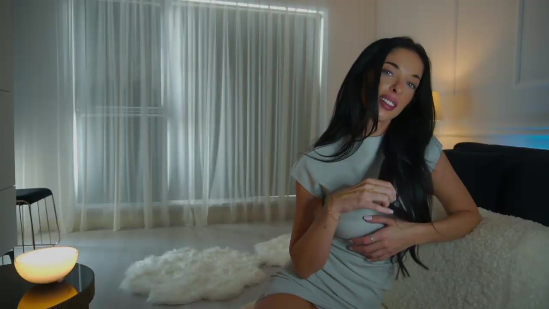 Gallery image thumbnail from L_U_A_'s myfreecams stream on, 09/11/2026, 13:21 image 2 of 20