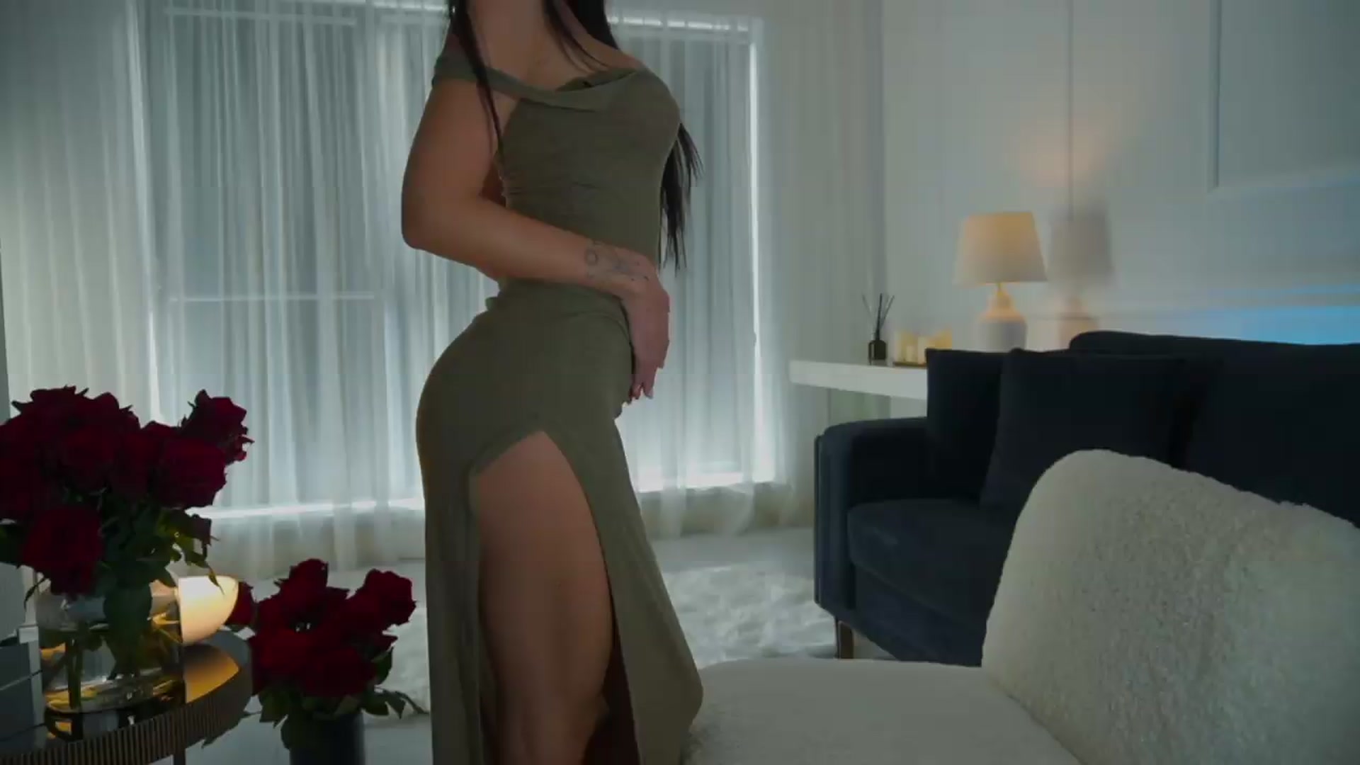 Gallery image thumbnail from L_U_A_'s myfreecams stream on, 09/12/2026, 14:07 image 1 of 20