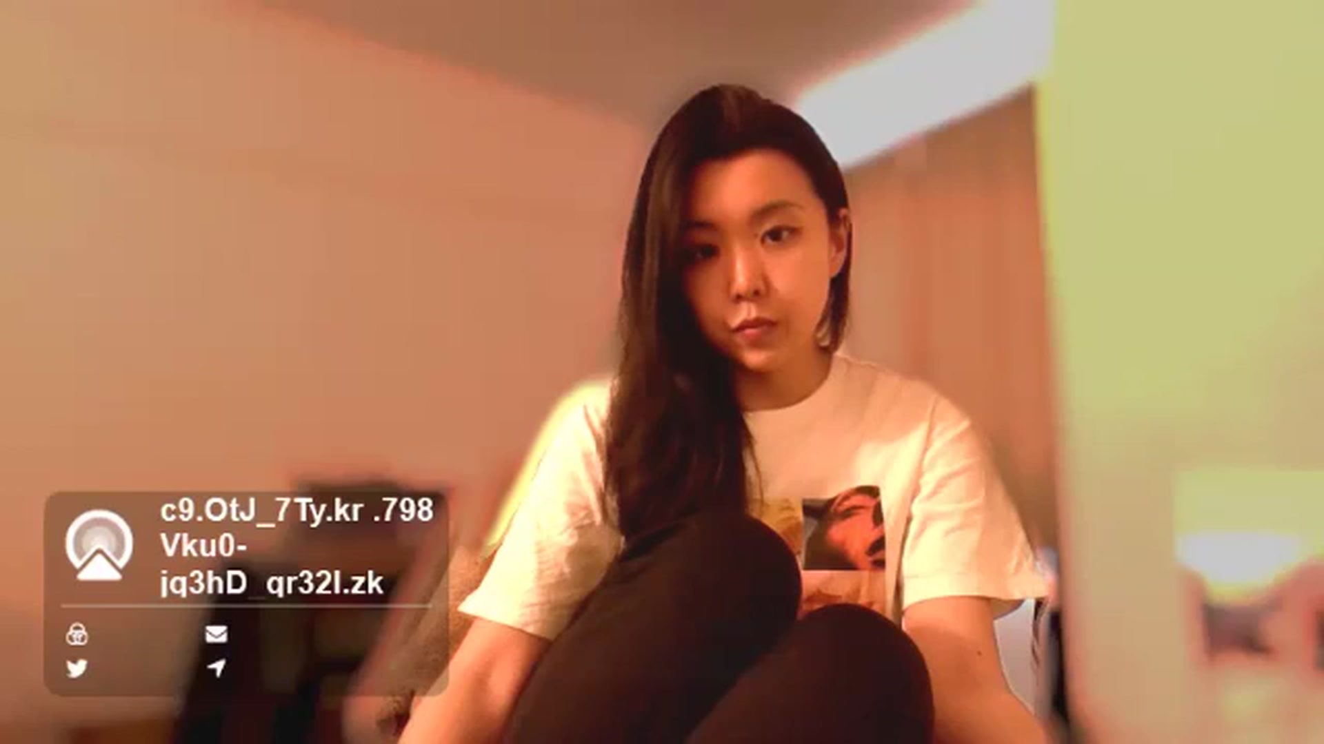 Gallery image thumbnail from L_XjY_2_nU_3F's myfreecams stream on, 05/19/2024, 02:44 image 1 of 20